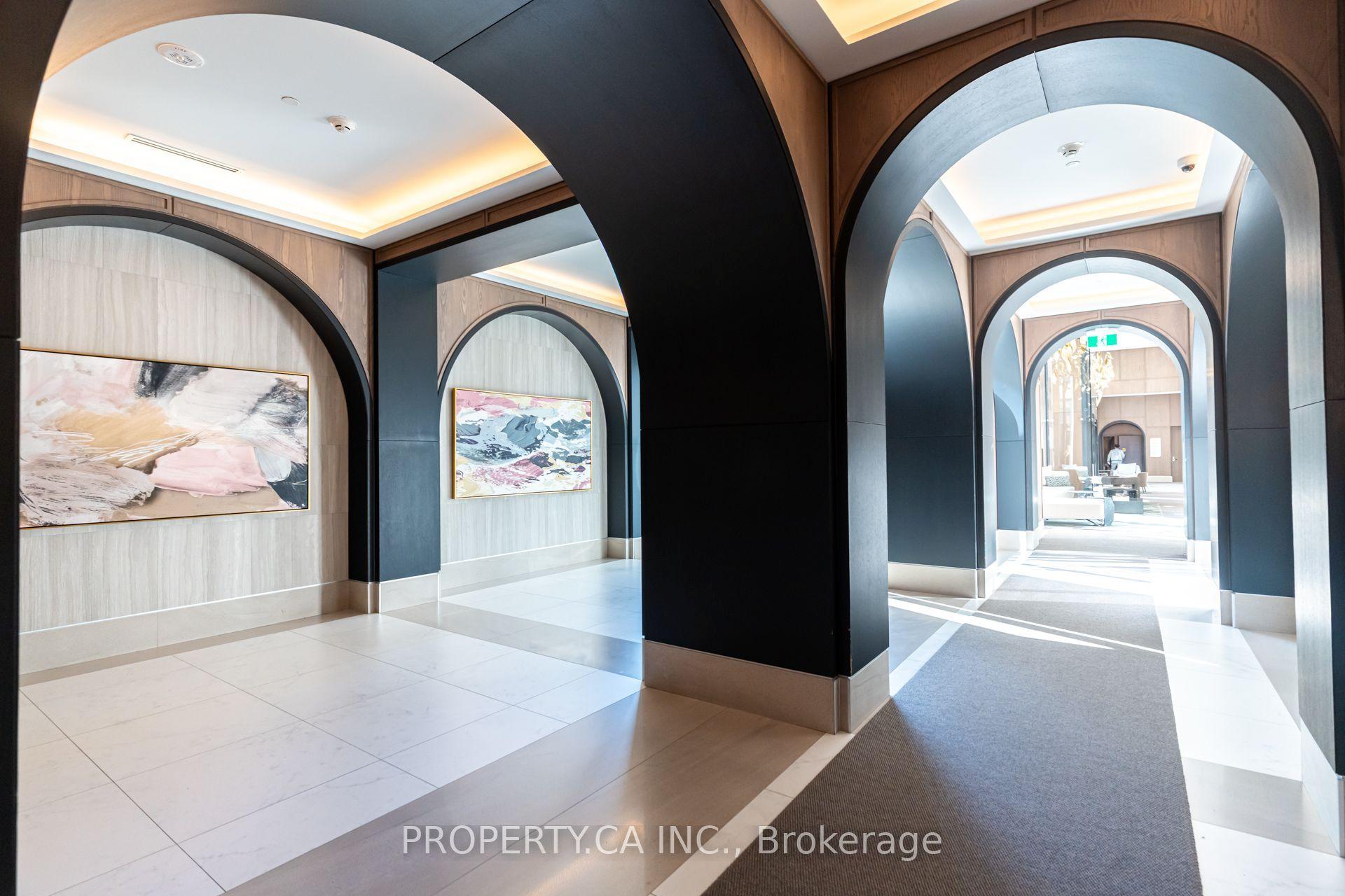 30 Inn On The Park Drive 2402 #2402, Toronto — Condo for lease, photo 1
