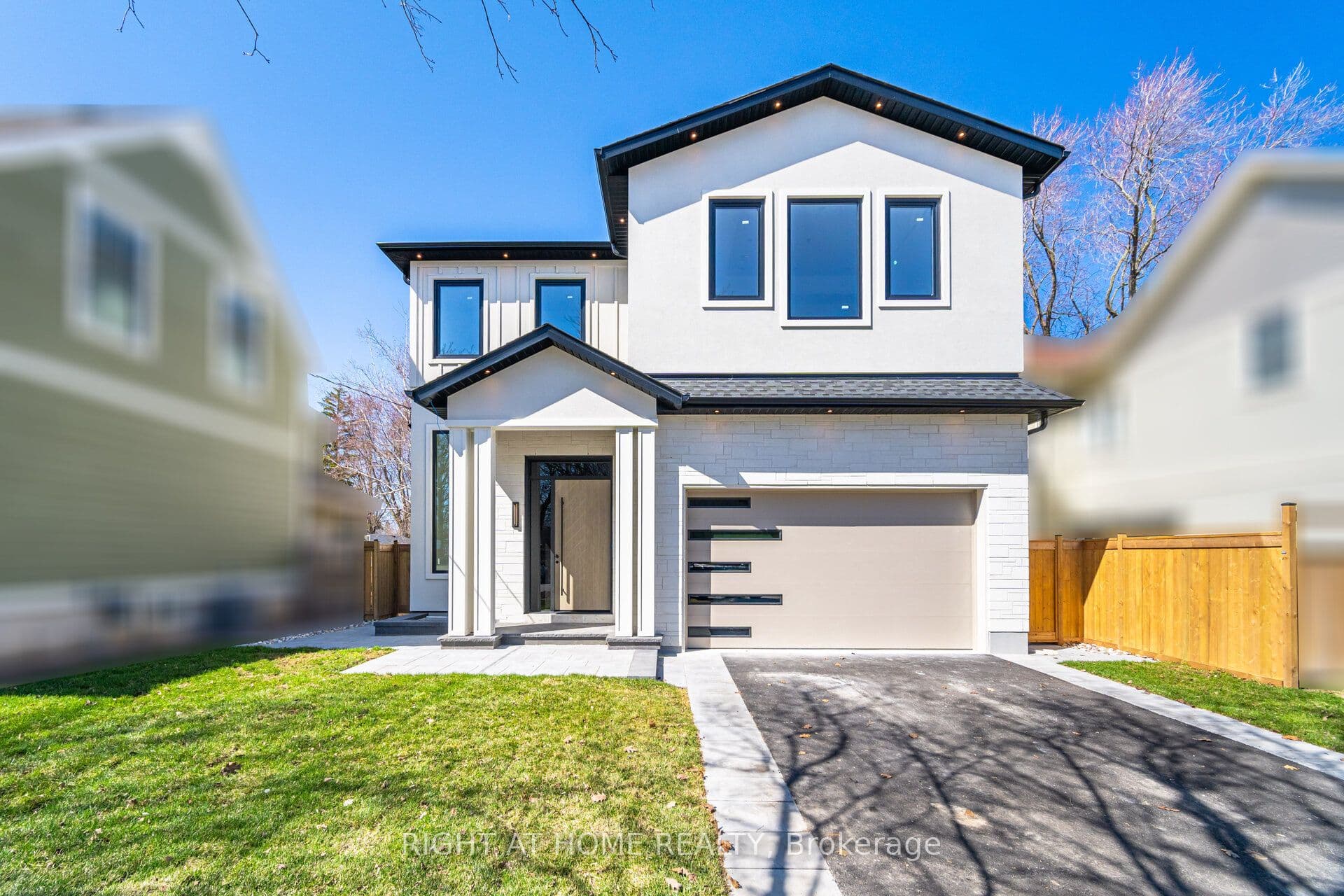 84 Mosley Street — photo 1