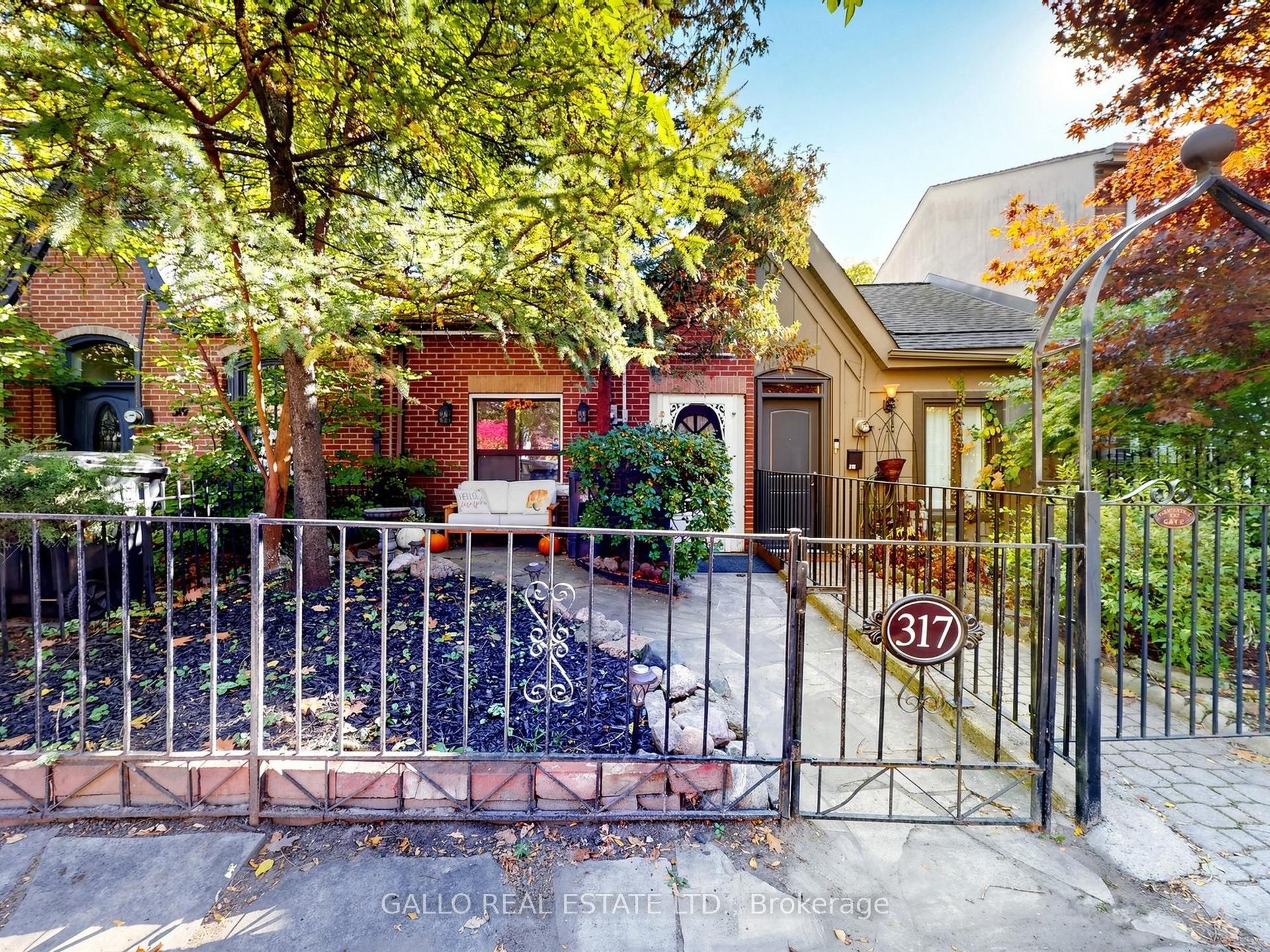317 Wellesley Street E, Toronto — Townhouse for sale, photo 1