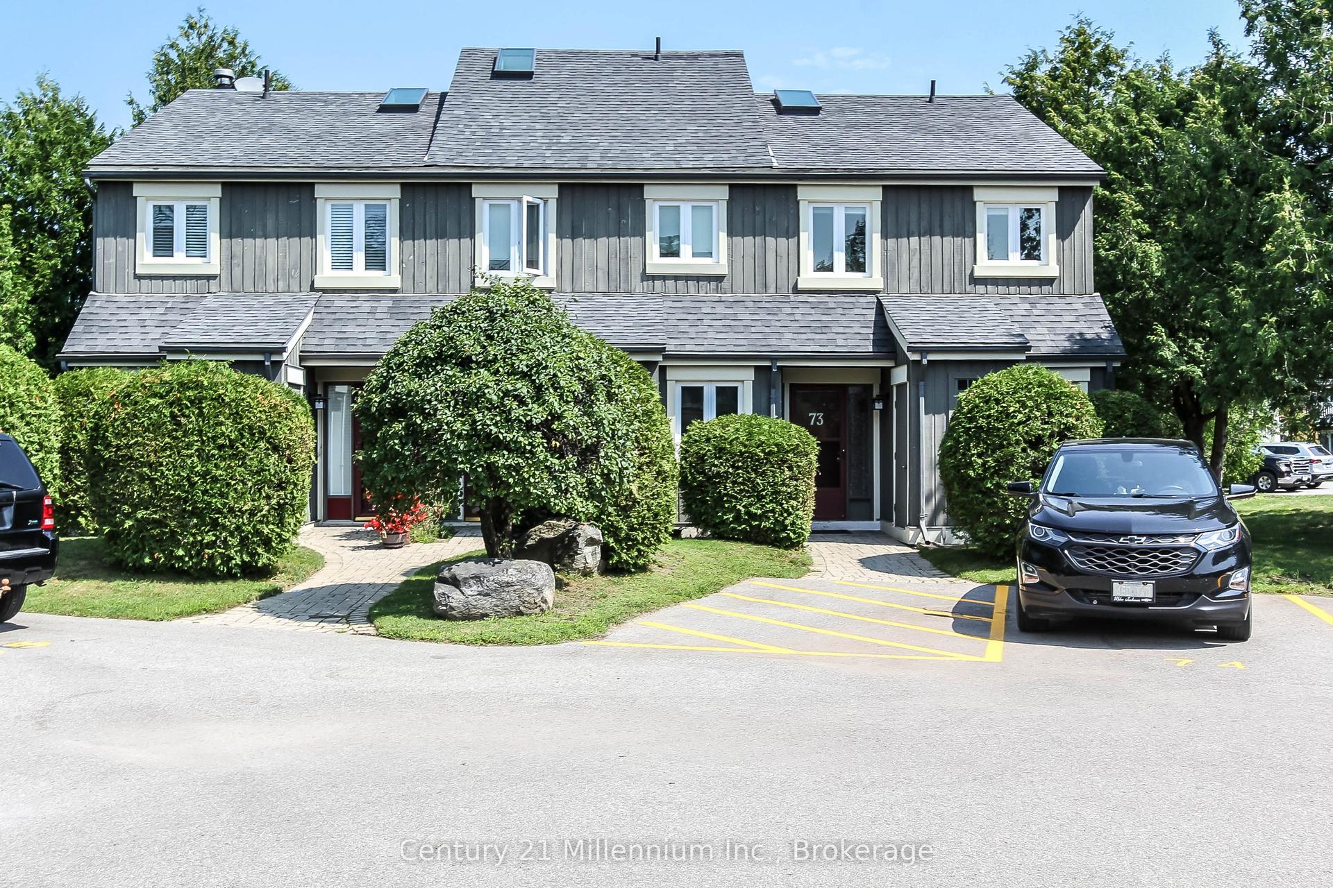 149 Fairway Crescent 73 #73 — photo 1