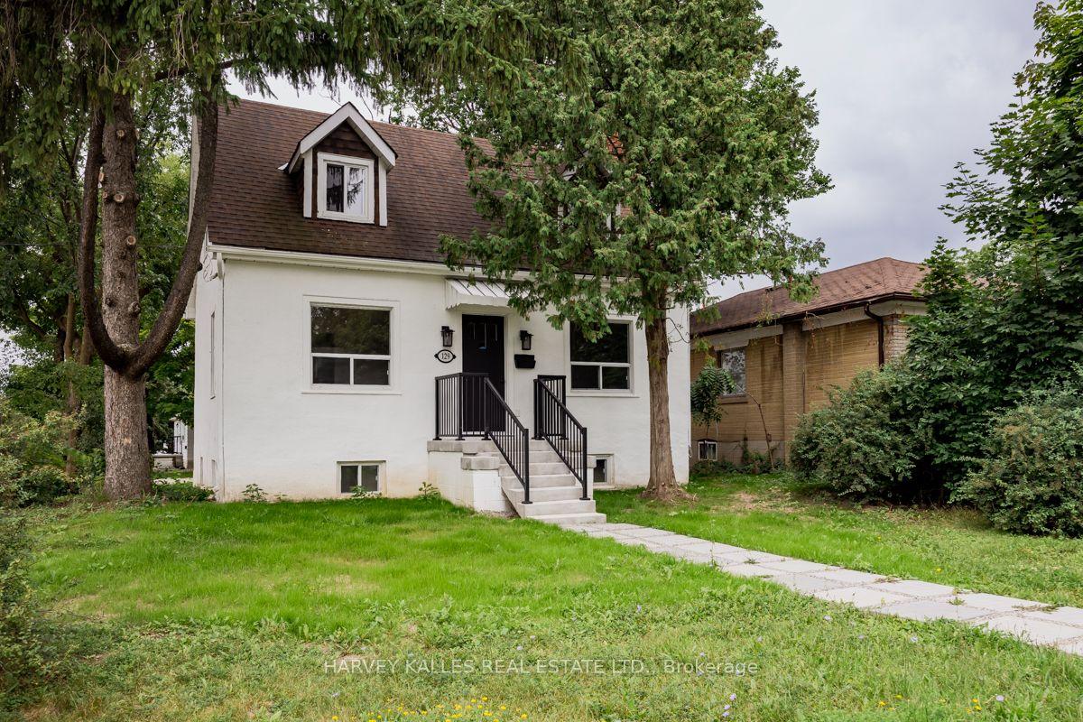 129 Major Mackenzie Drive E — photo 1