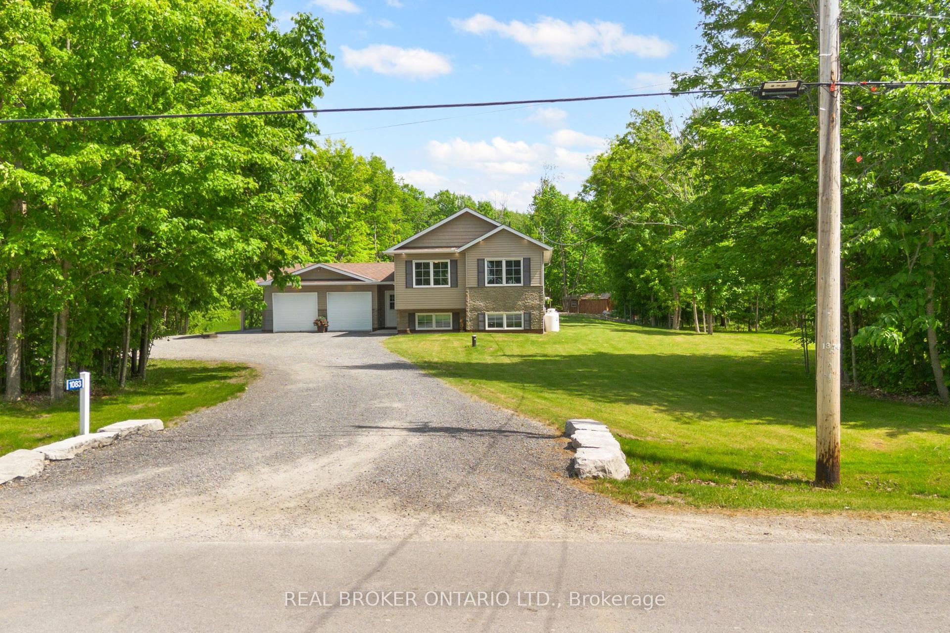 1083 St Fillans Road — photo 1