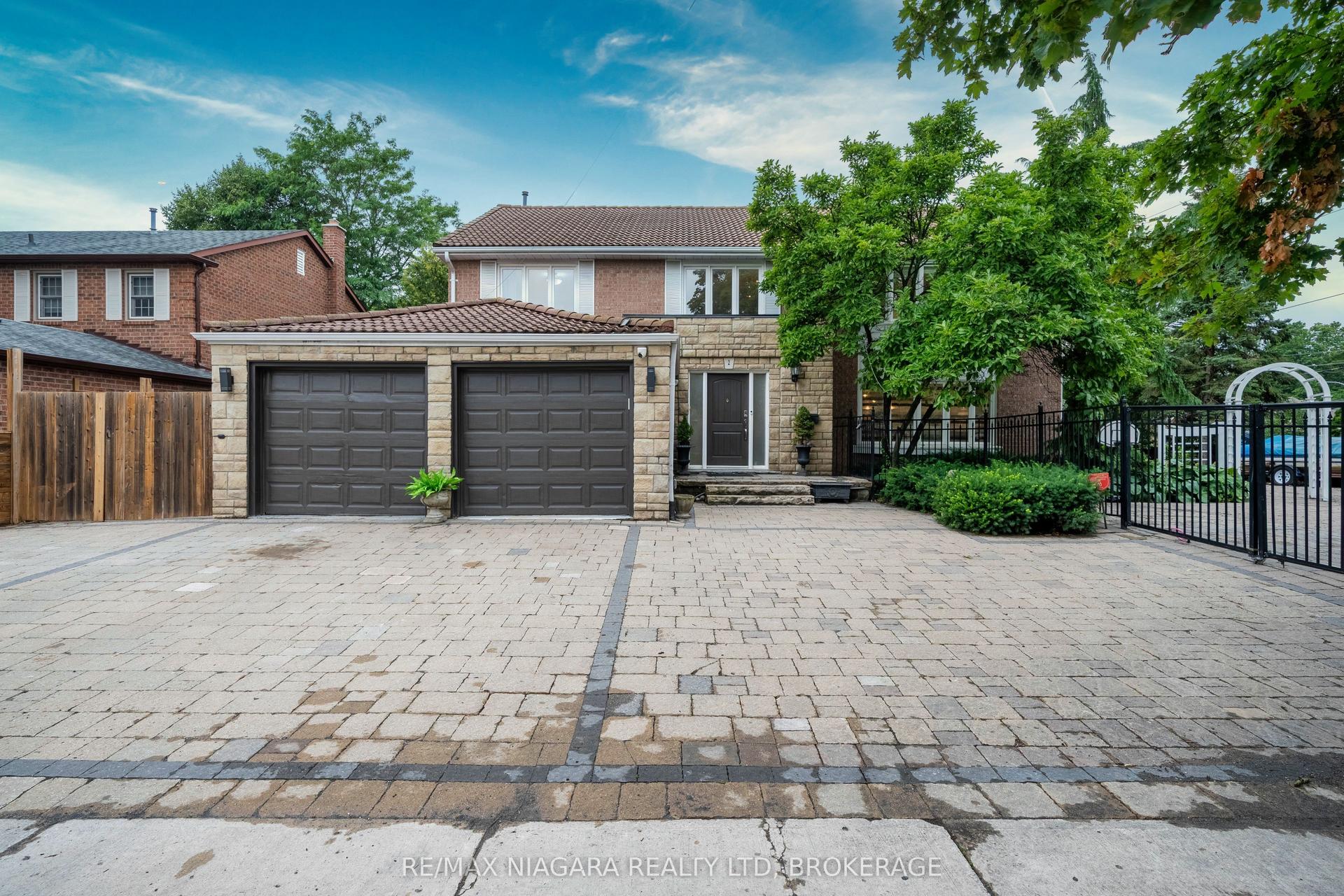 2 Aitken Circle, Markham — Detached for sale, photo 1