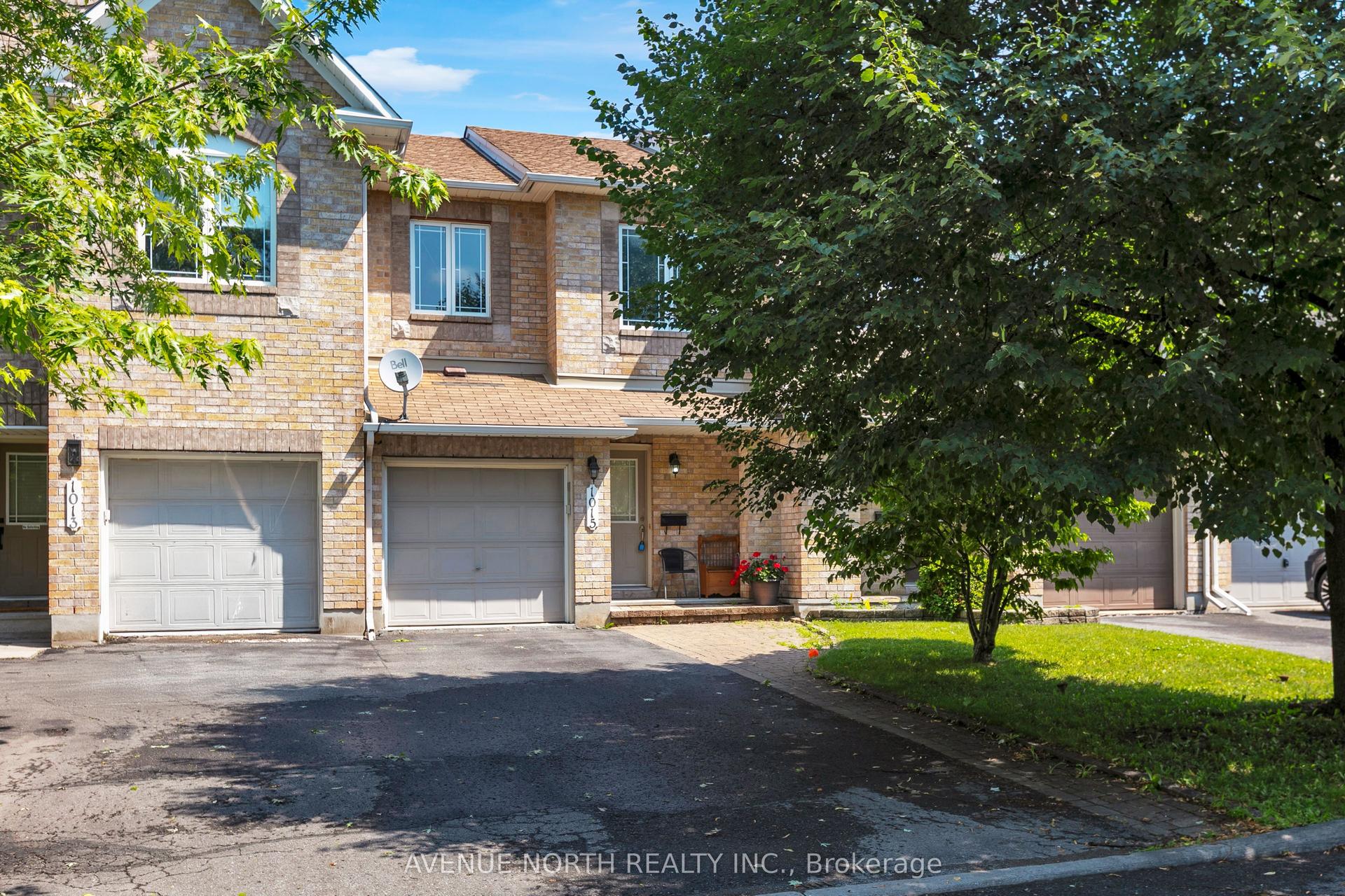 1015 Candlewood Street, Orleans - Cumberland and Area — Townhouse for sale, photo 1