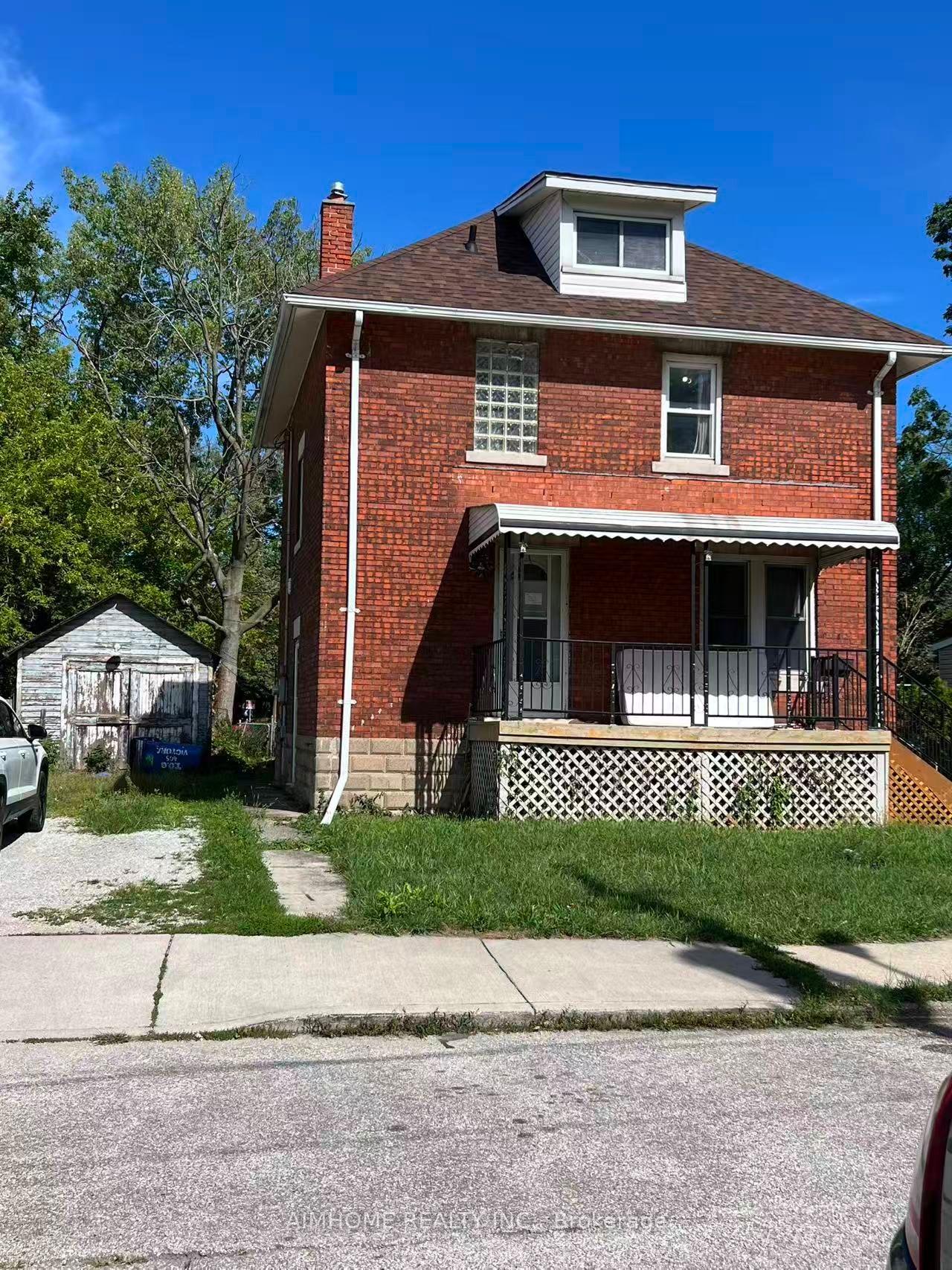 182 Josephine Avenue, Windsor — Detached for lease, photo 1