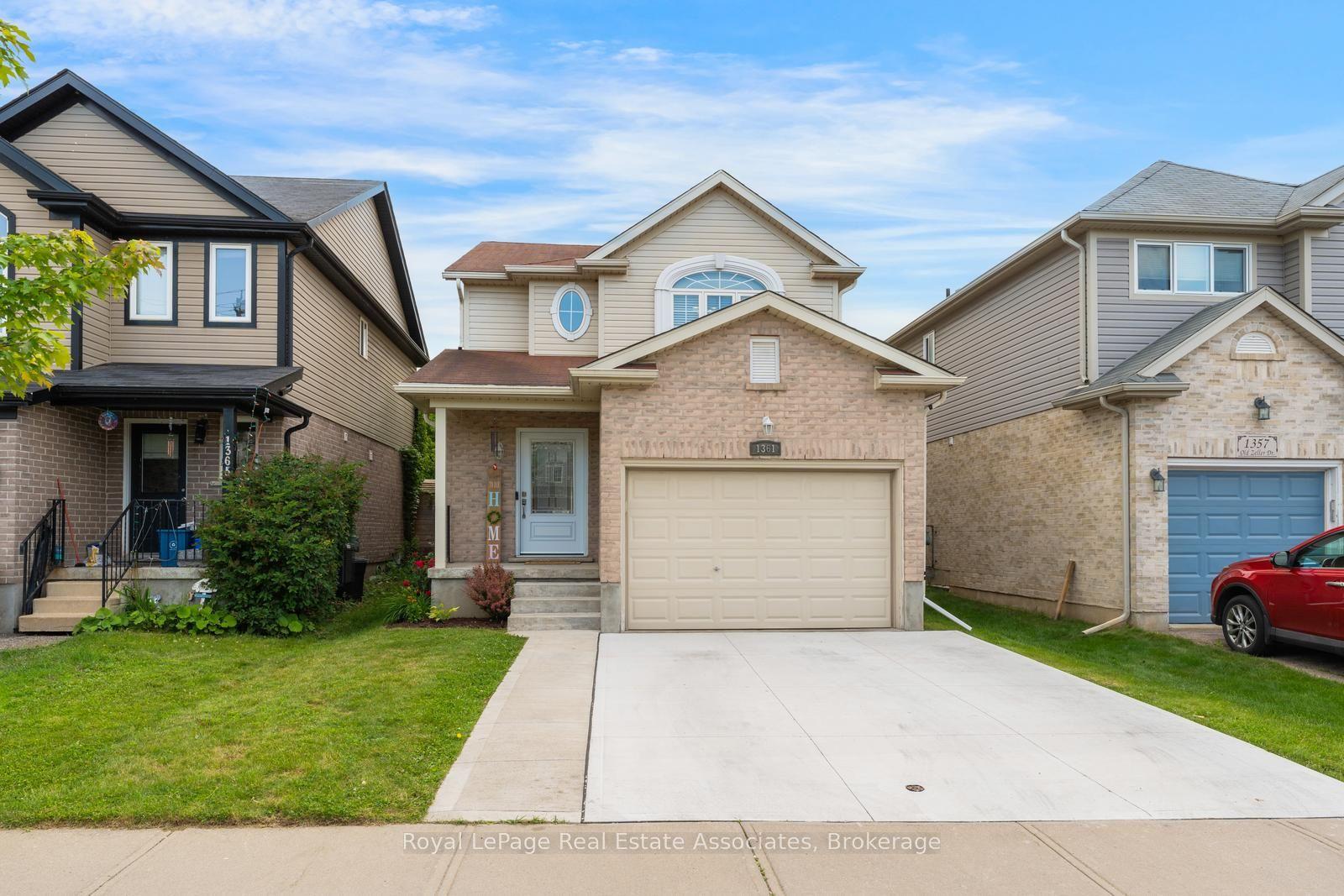 1361 Old Zeller Drive, Kitchener — Detached for sale, photo 1