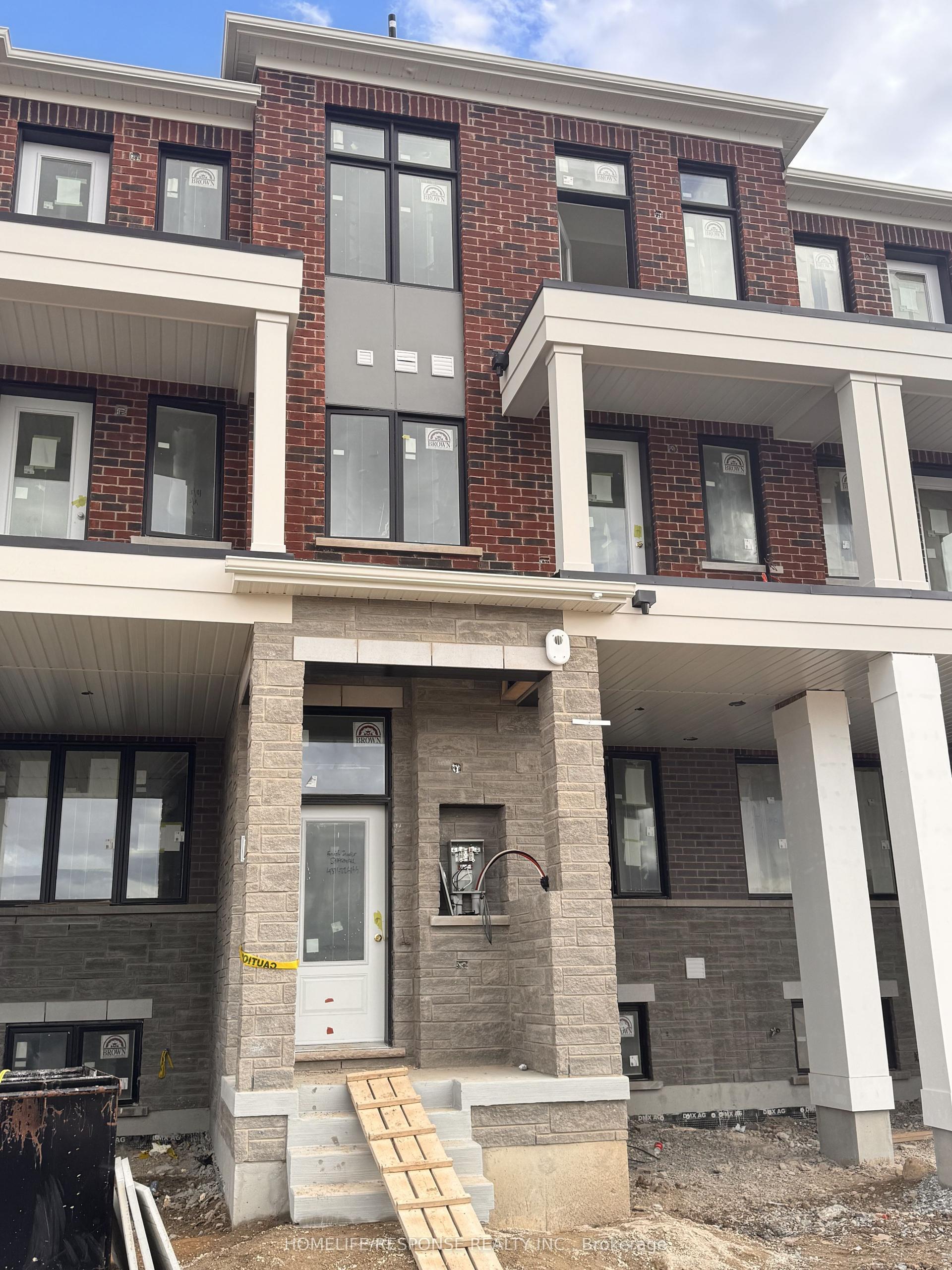 Upper - 74 Fieldfare Rd Road, Brampton — Townhouse for lease, photo 1