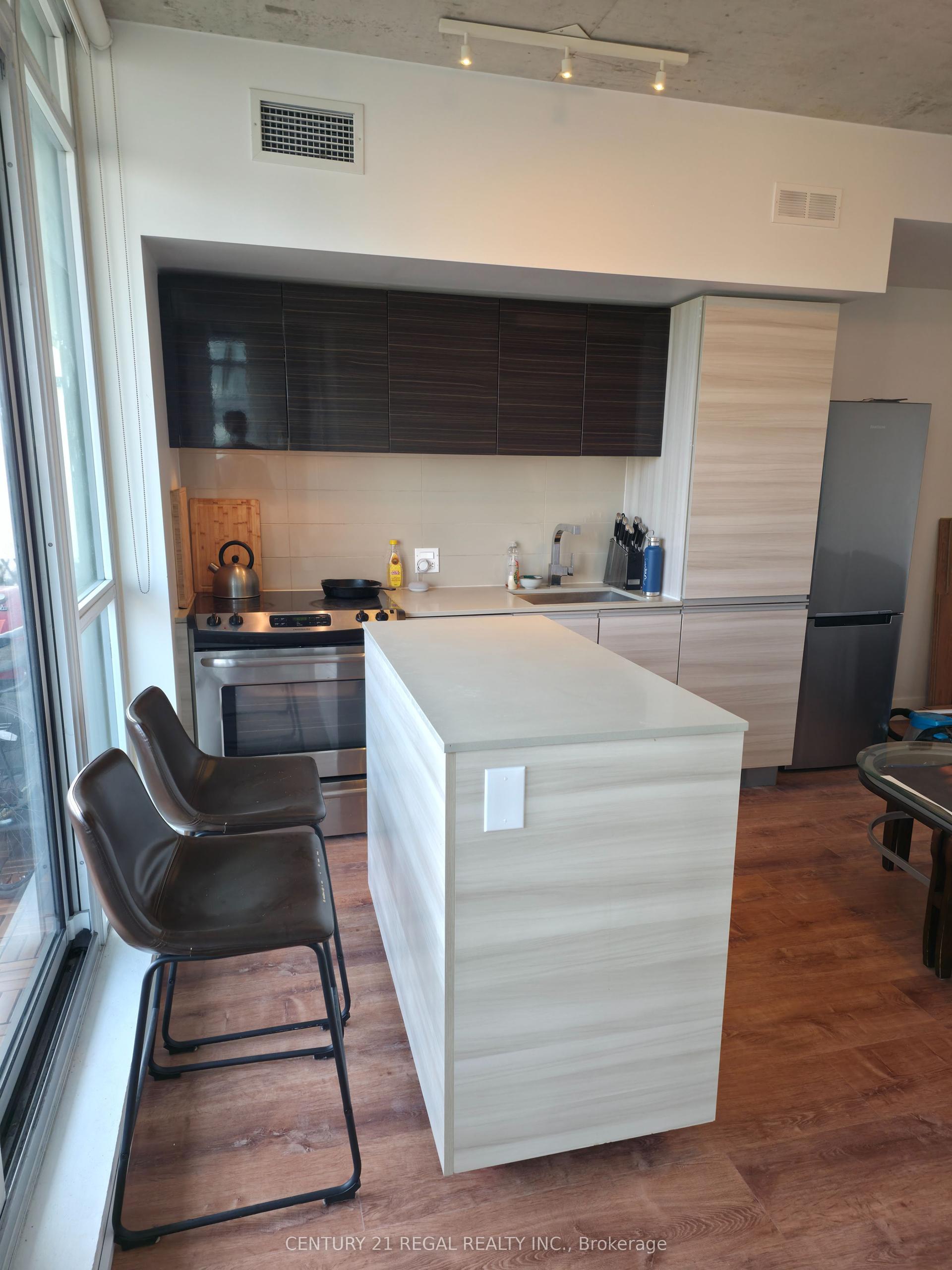 20 Minowan Miikan Lane 705 #705, Toronto — Condo for lease, photo 1