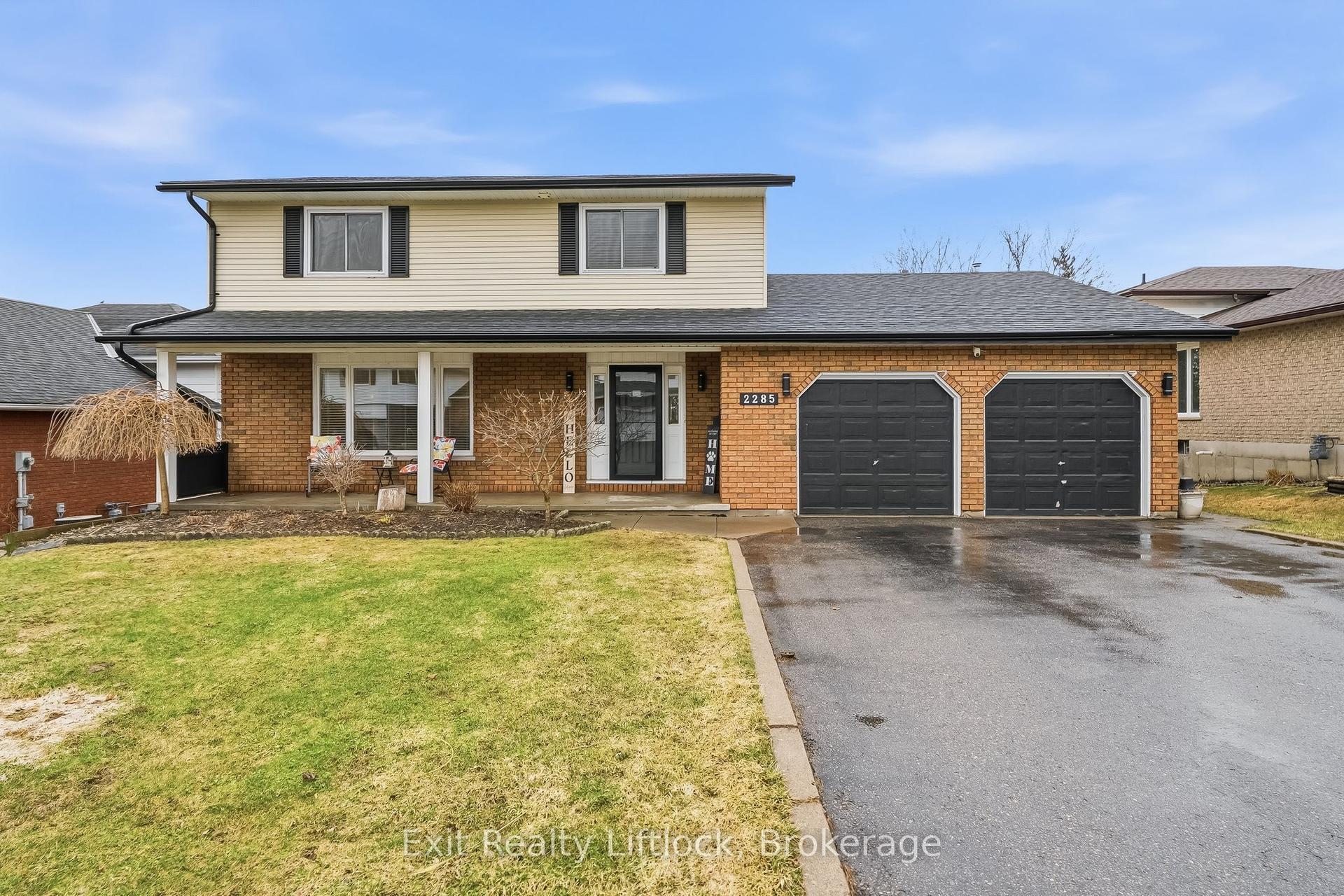 2285 Lynhaven Road — photo 1