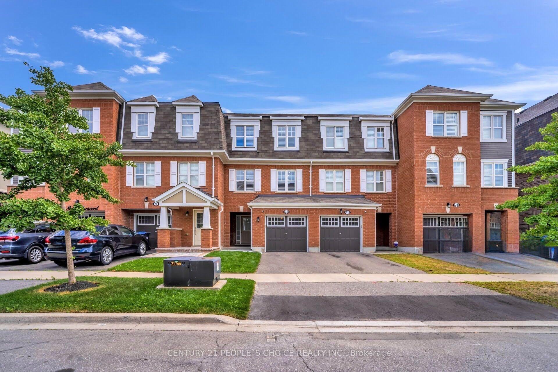 74 Metro Crescent, Brampton — Townhouse for sale, photo 1