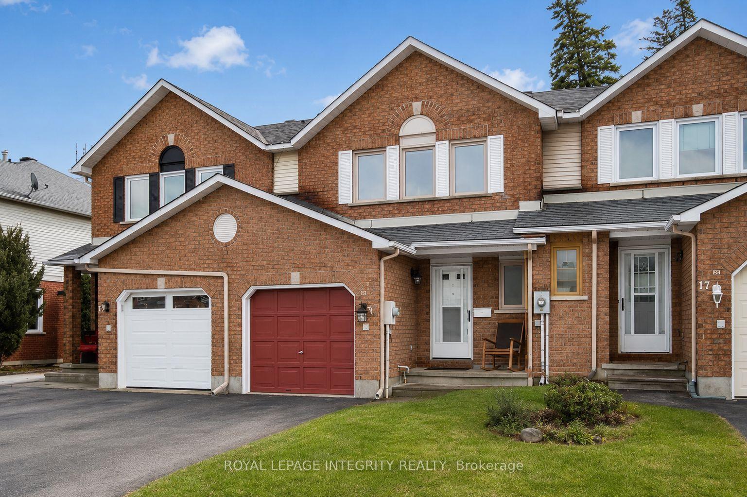 15 PETERSON Place — photo 1