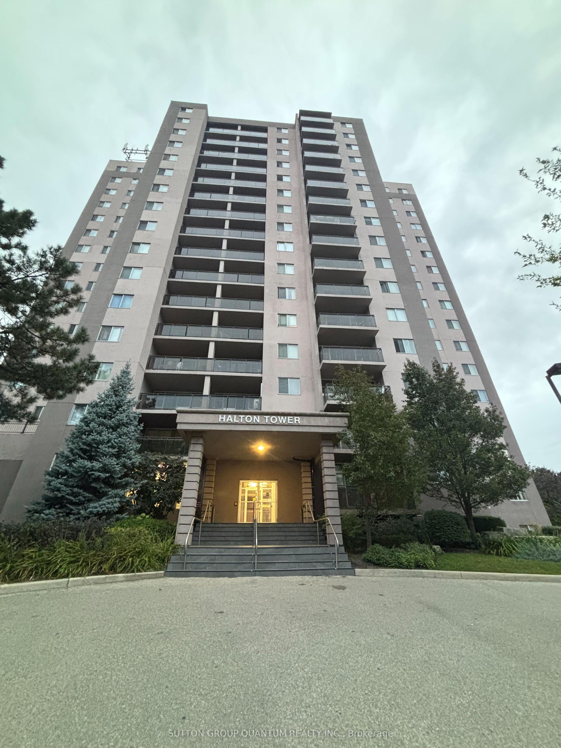 975 Warwick Court 1210 #1210, Burlington — Condo for lease, photo 1