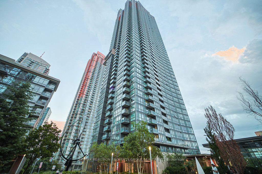 11 Brunel Court 2605 #2605, Toronto — Condo for sale, photo 1