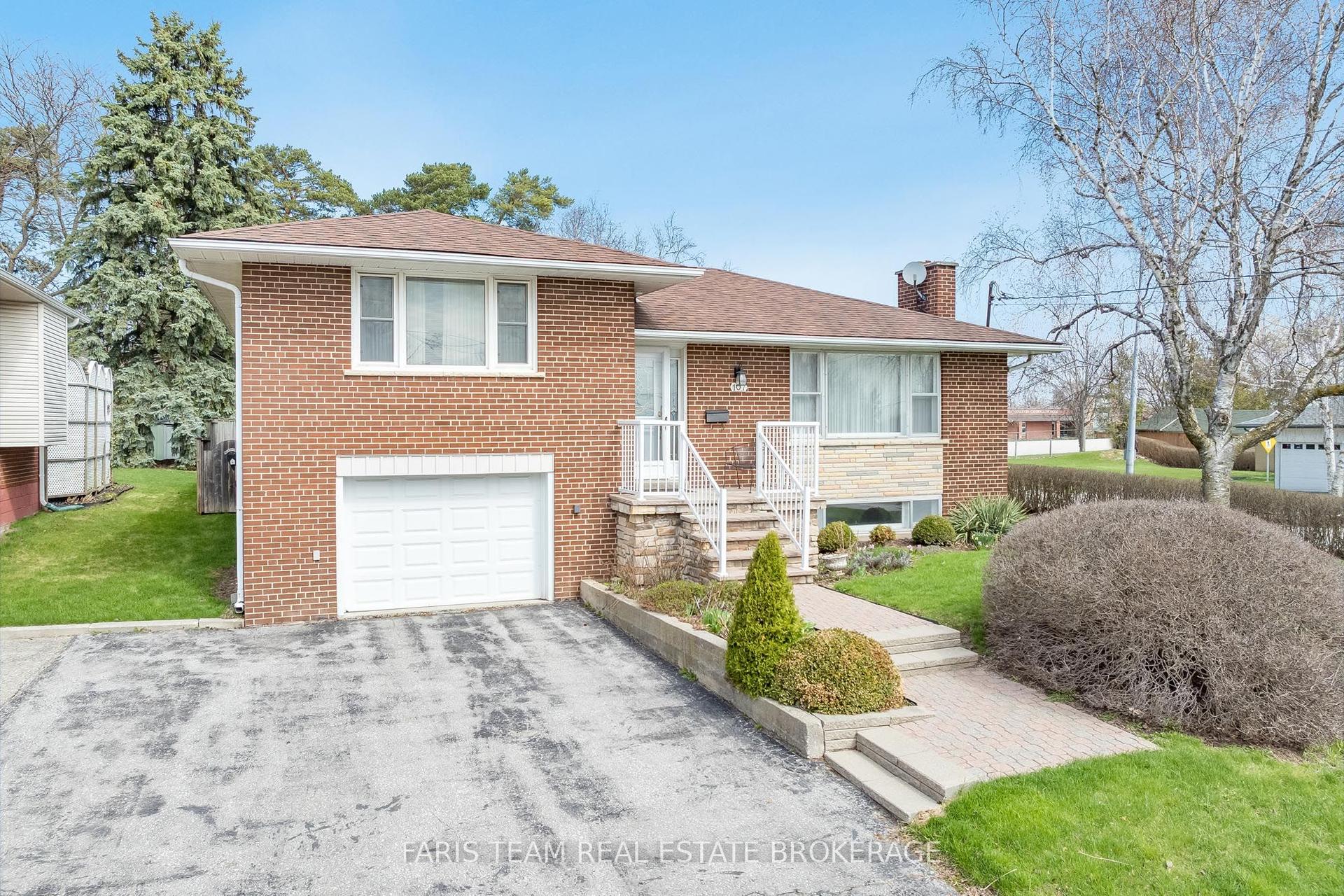 107 Scanlon Avenue — photo 1