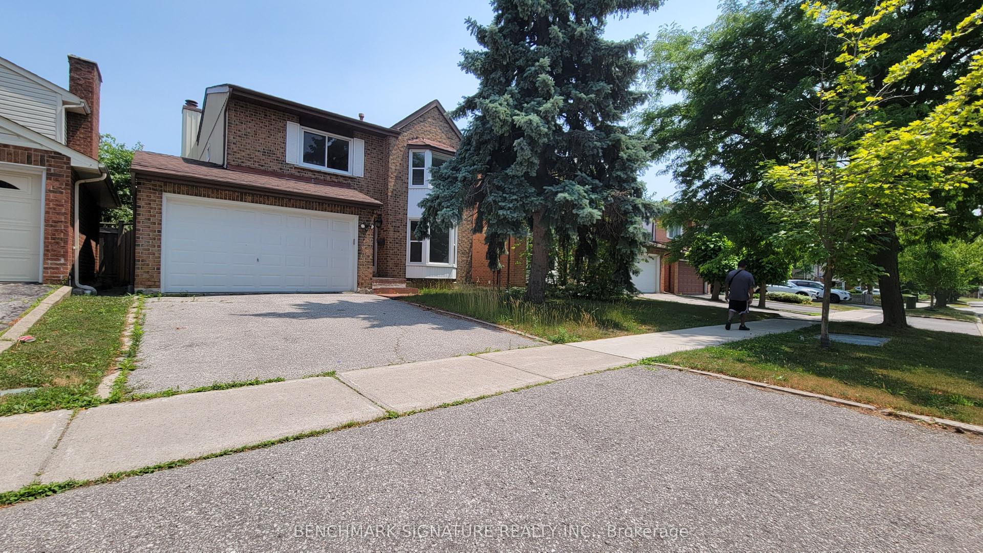 35 Wintermute Boulevard, Toronto — Detached for sale, photo 1