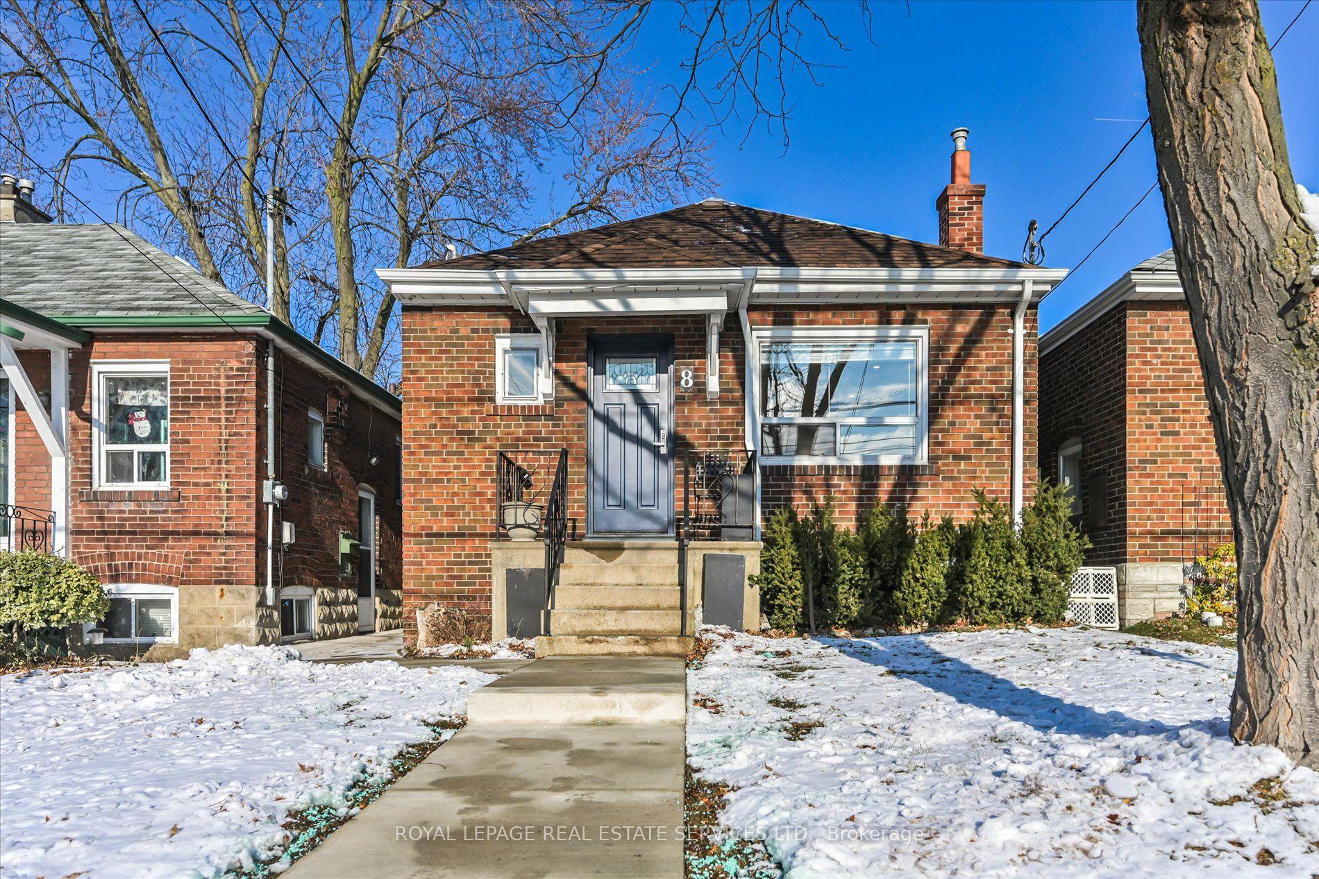 8 Pritchard Avenue — photo 1