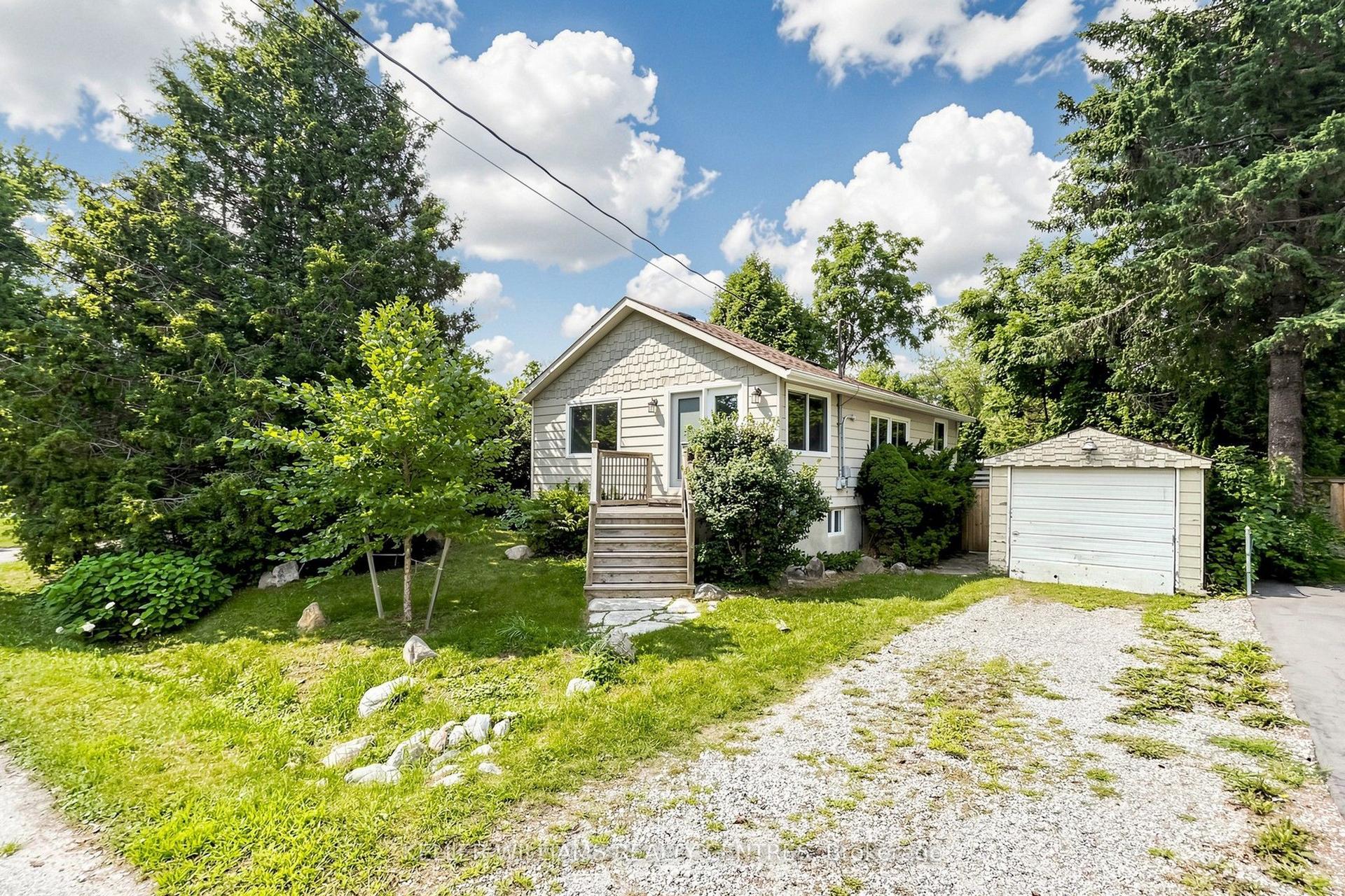 9 Maple Grove Street, Whitchurch-Stouffville — Detached for sale, photo 1