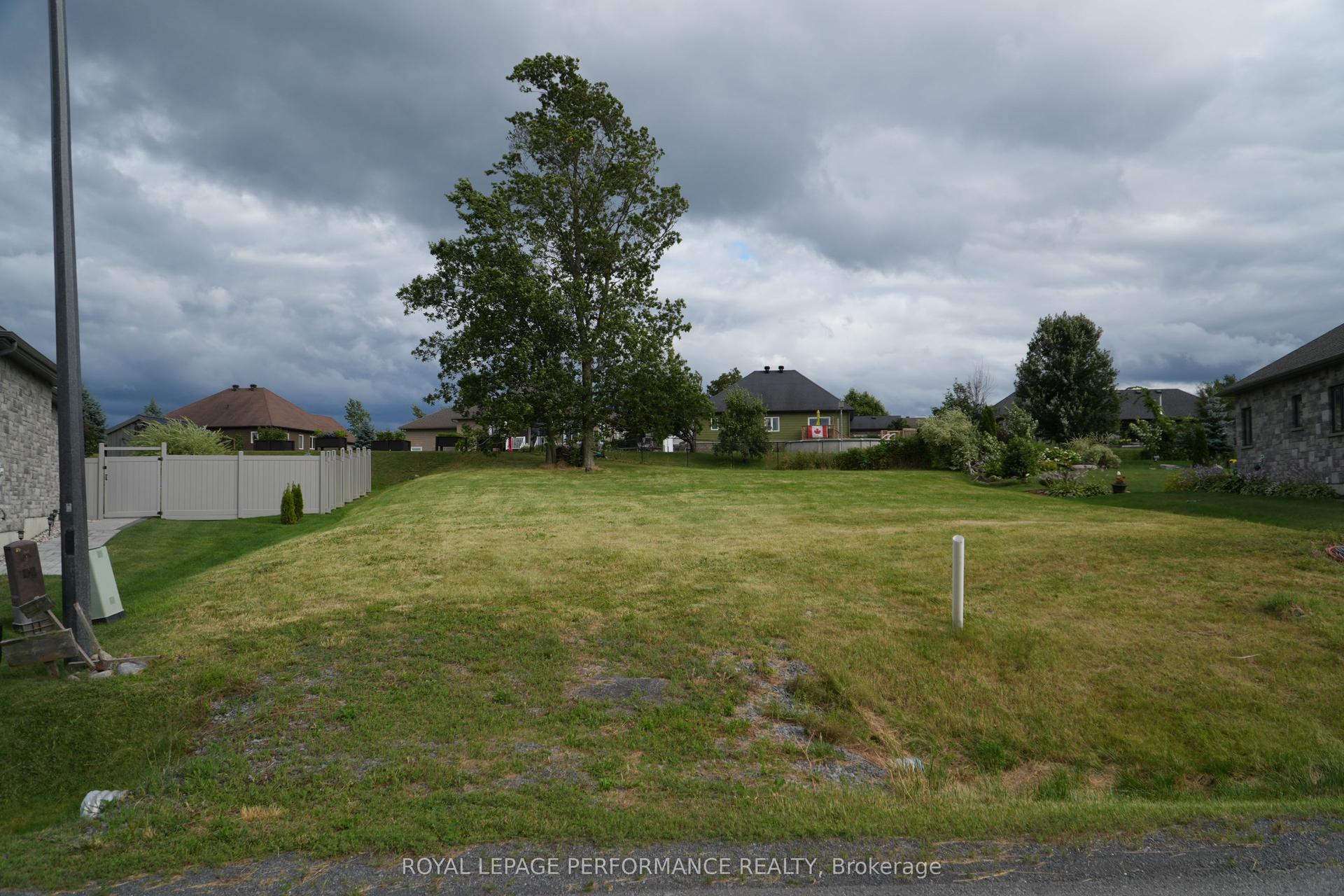 13 Matthew Kieran Crescent, South Stormont — Land for sale, photo 1