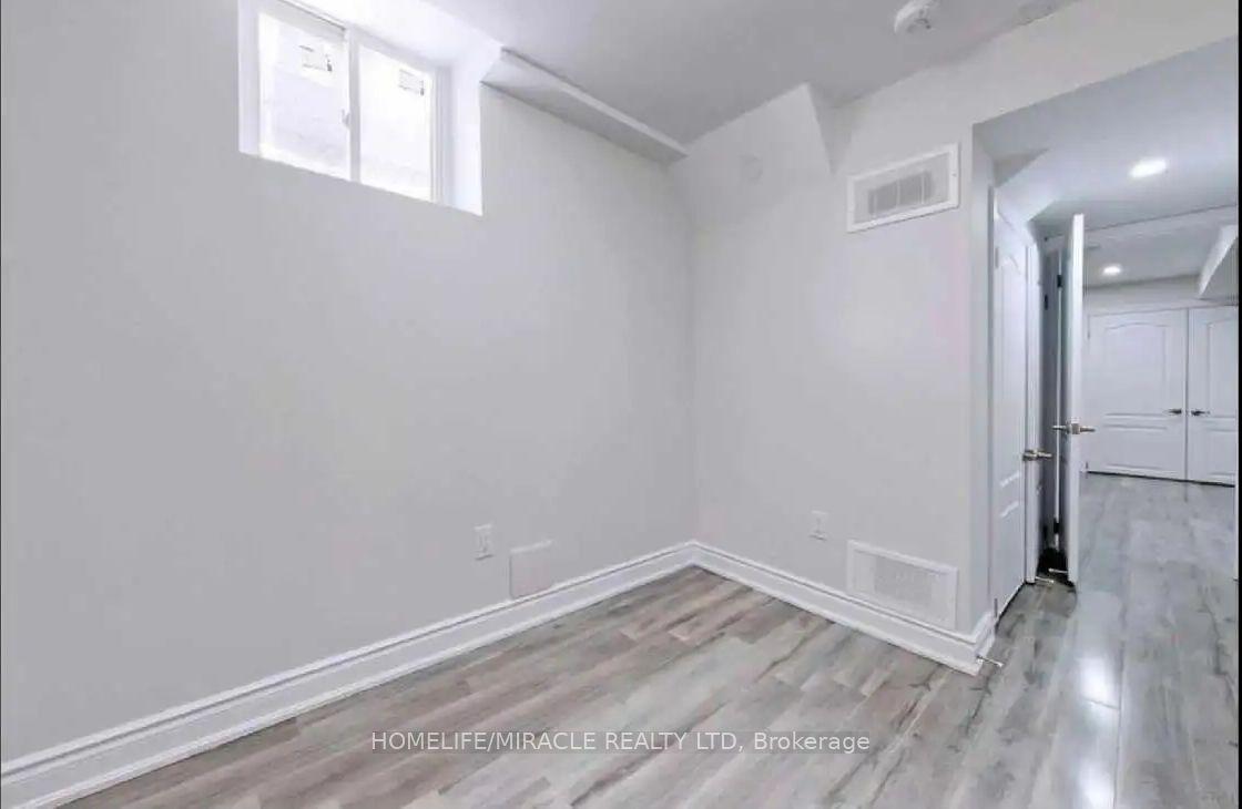 131 Major William Sharpe Drive #Basement ##Basement, Brampton — Detached for lease, photo 1