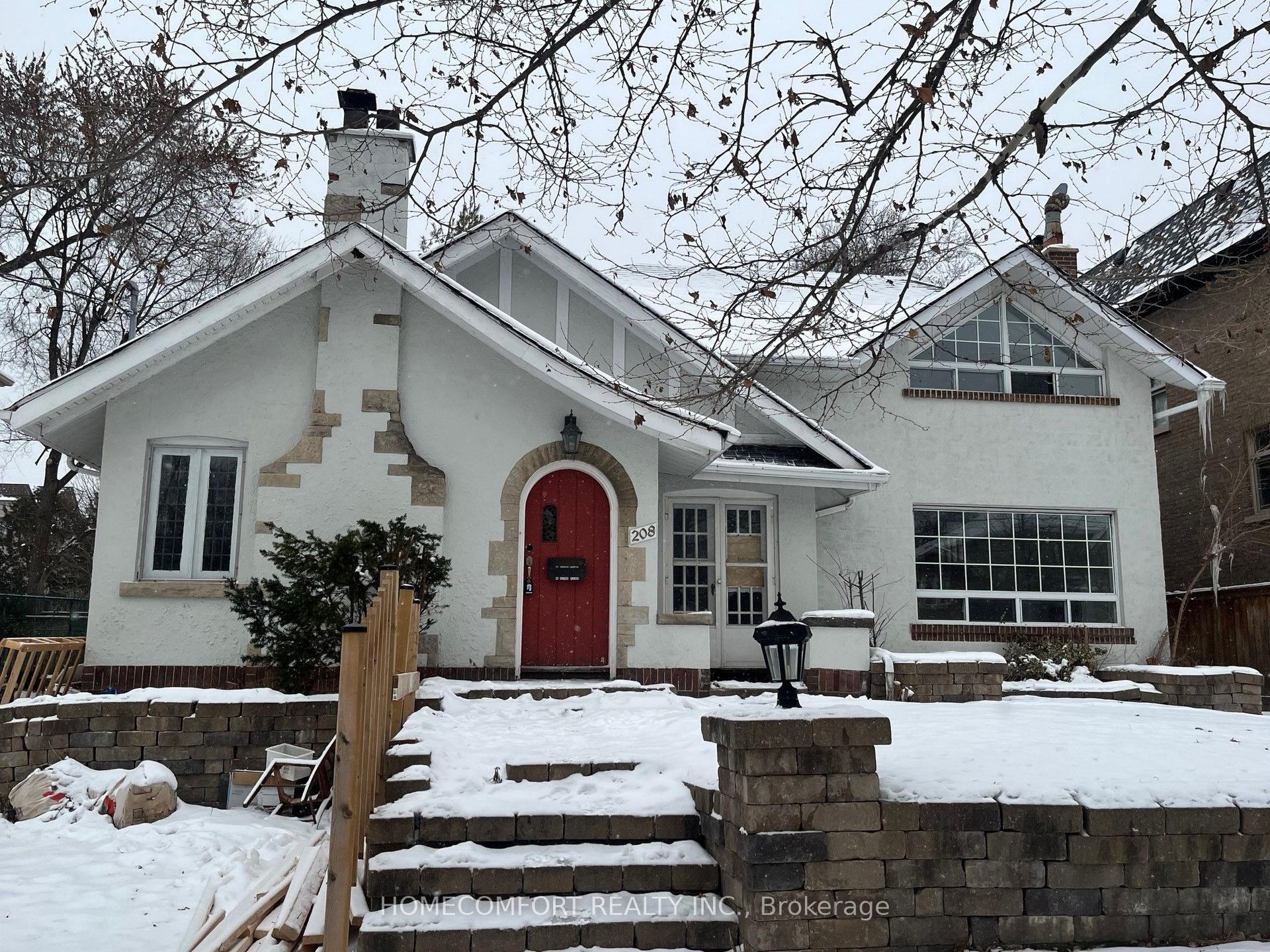 208 Hollywood Avenue — photo 1