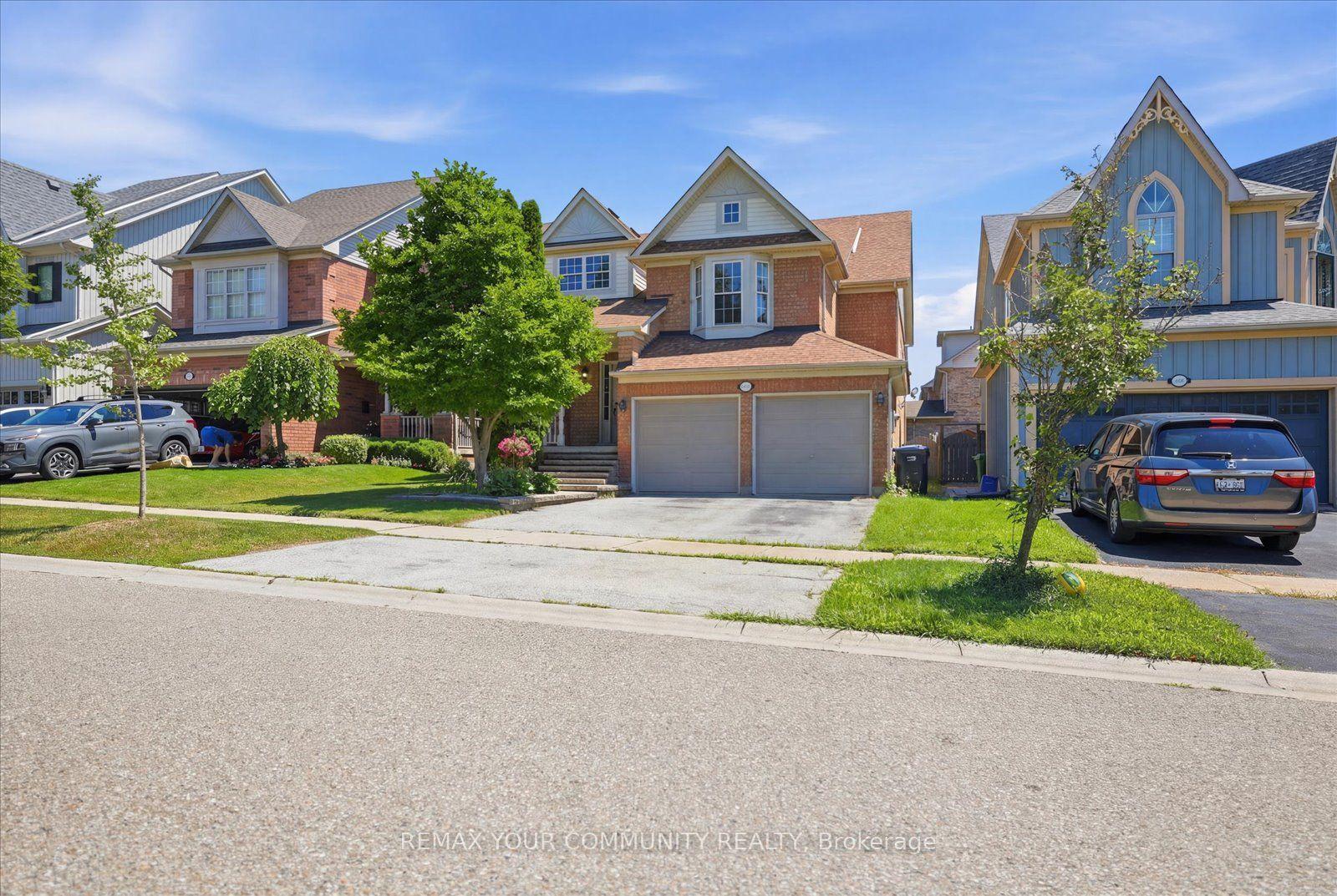 6926 Early Settler Row, Mississauga — Detached for sale, photo 1