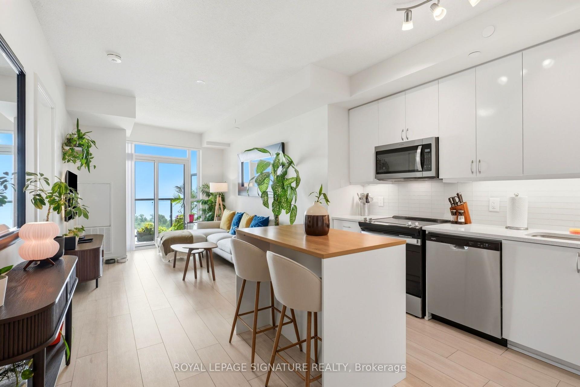 38 Annie Craig Drive 2403 #2403, Toronto — Condo for sale, photo 1