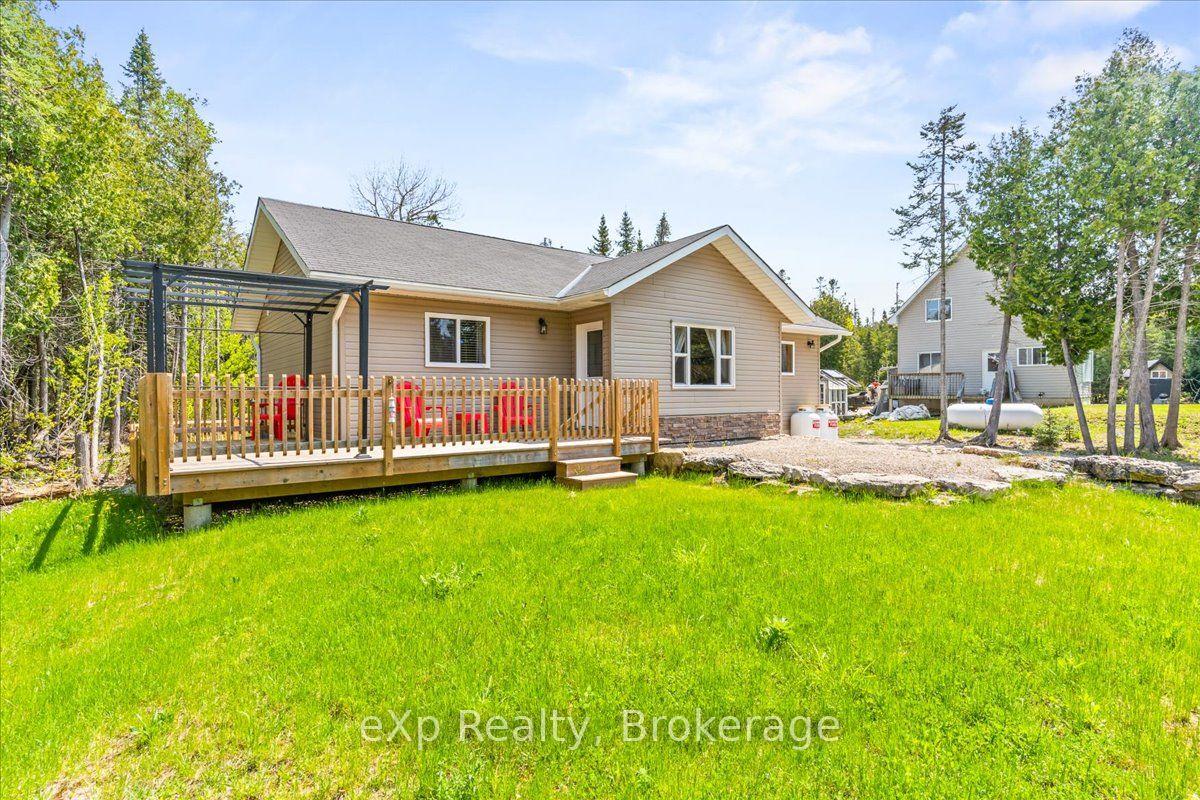 19 Murray Avenue — photo 1
