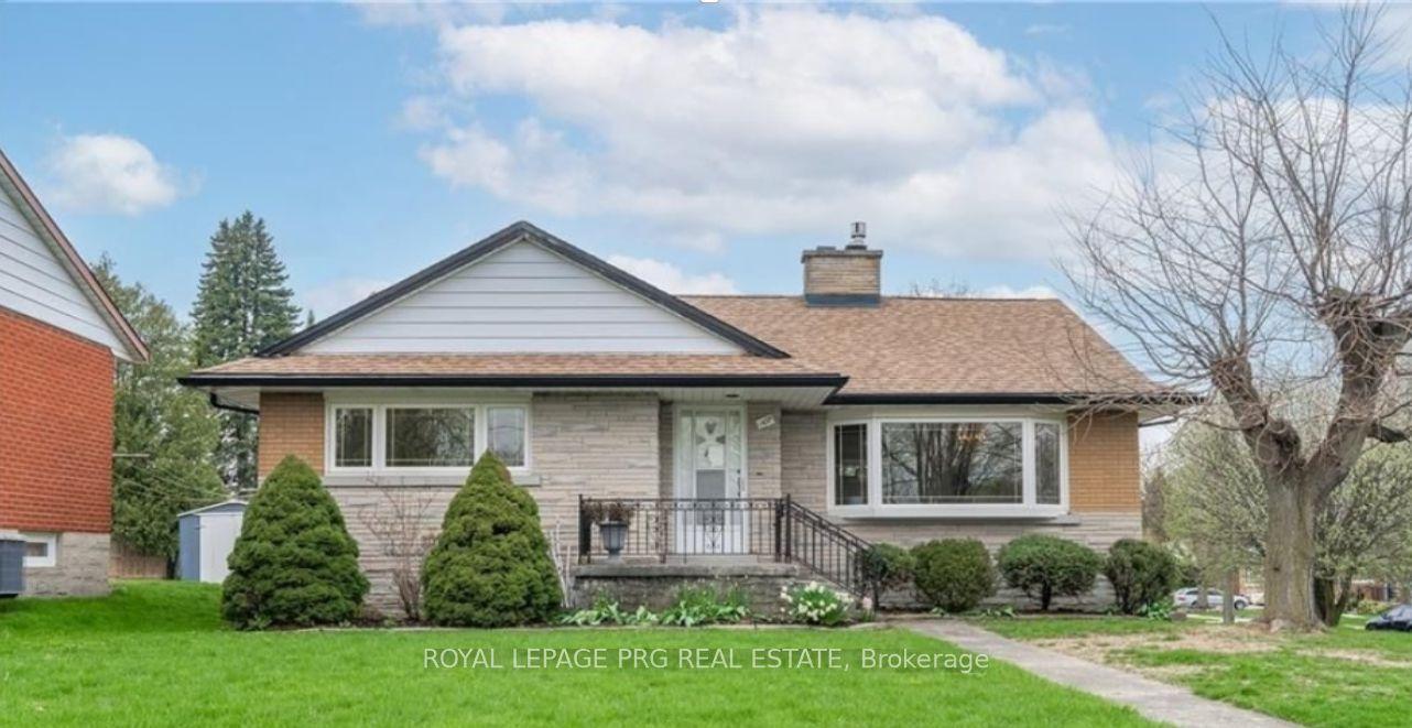 107 Weber Street S, Waterloo — Detached for sale, photo 1