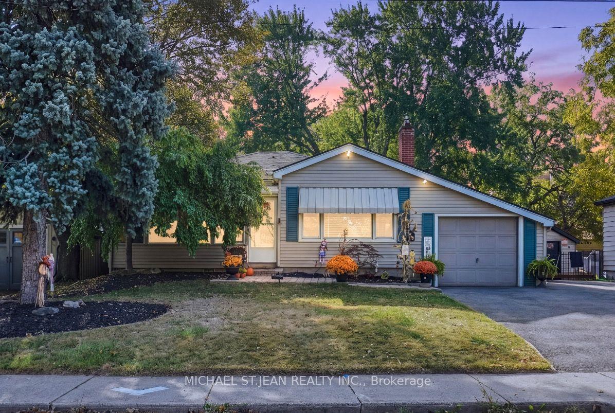 36 Pottruff Road, Hamilton — Detached for sale, photo 1