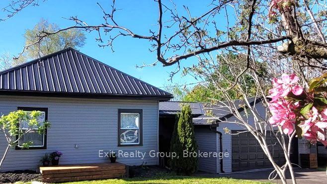24 Wilkins Street — photo 1