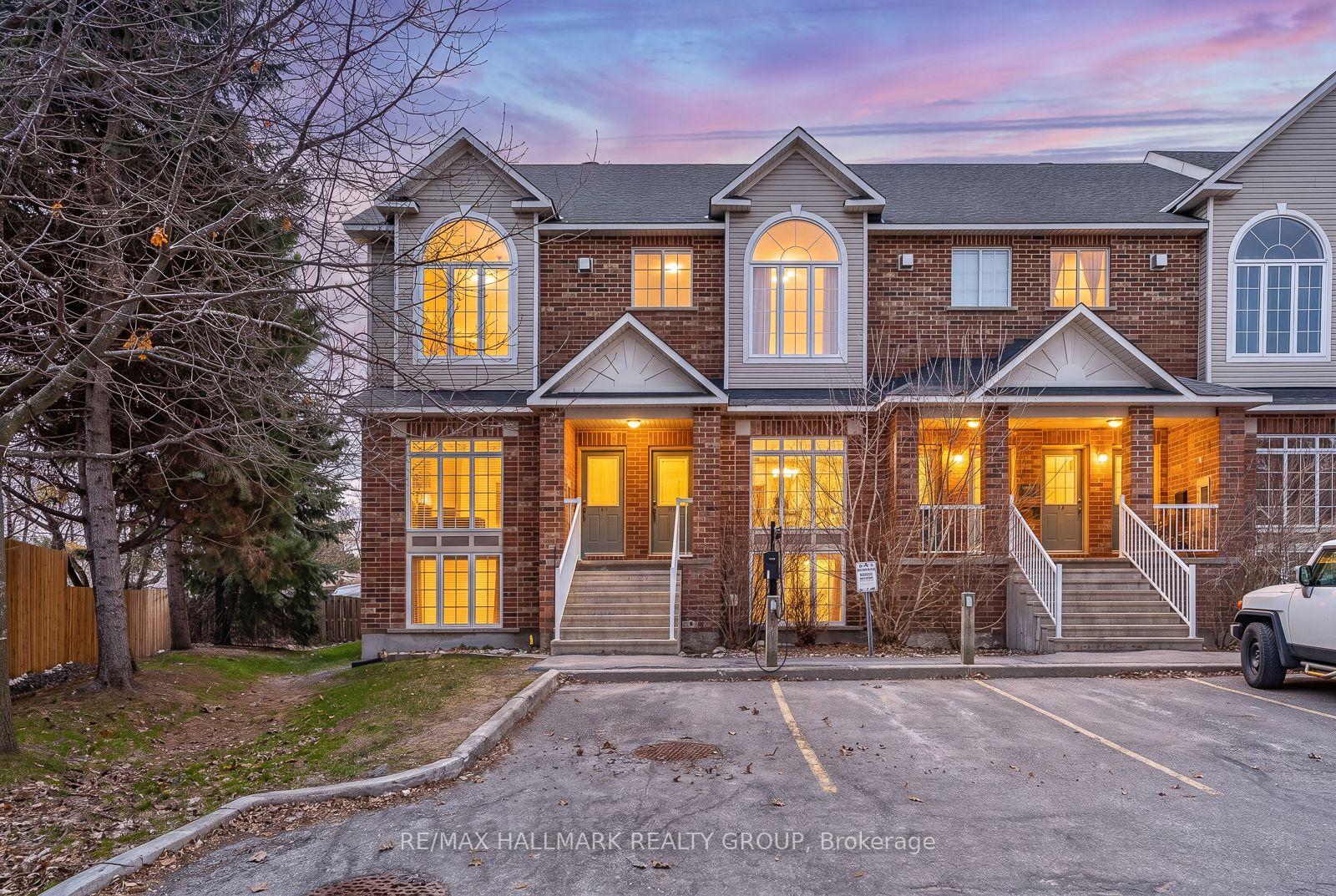 142 Gatestone Private — photo 1