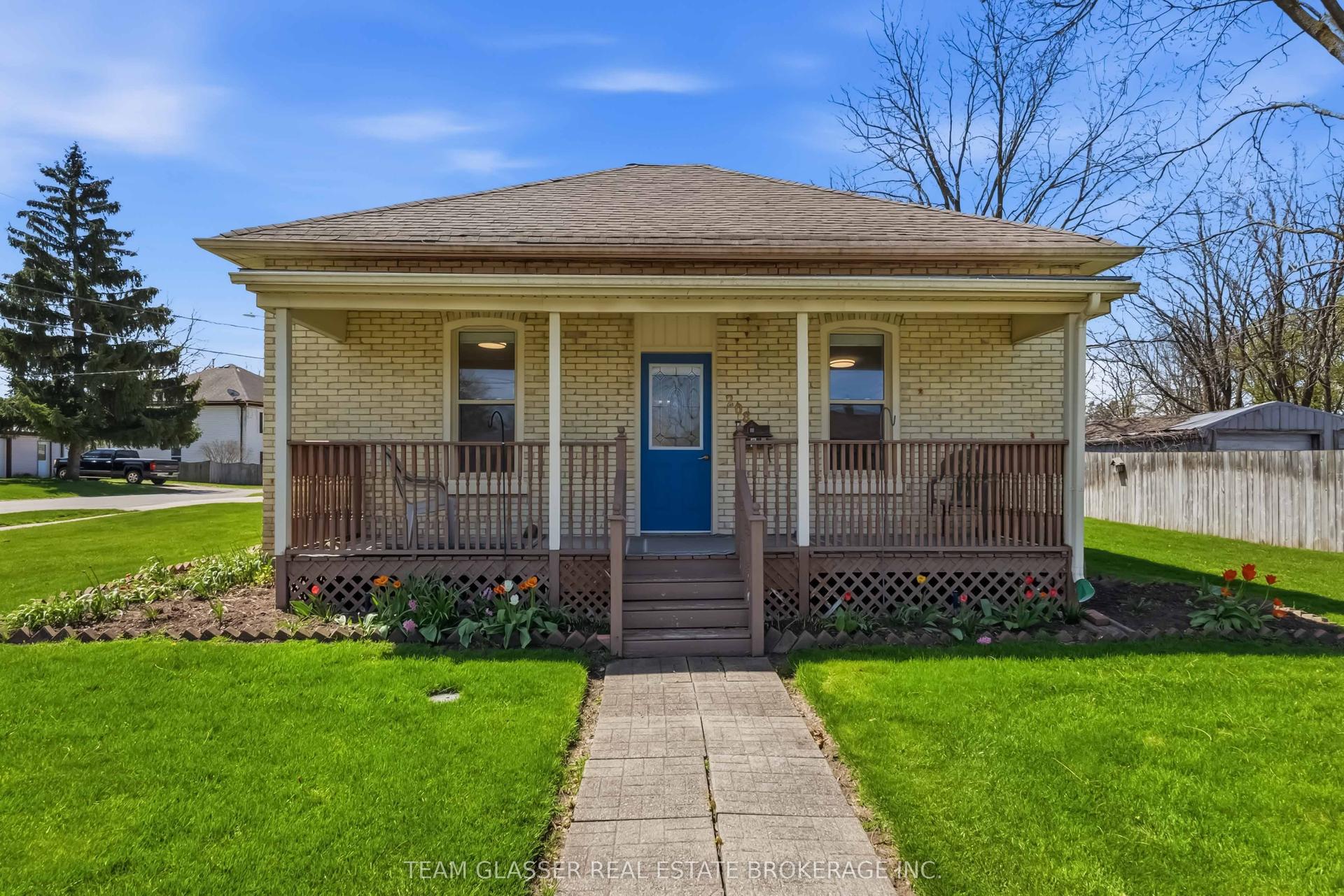 208 ELLOR Street — photo 1