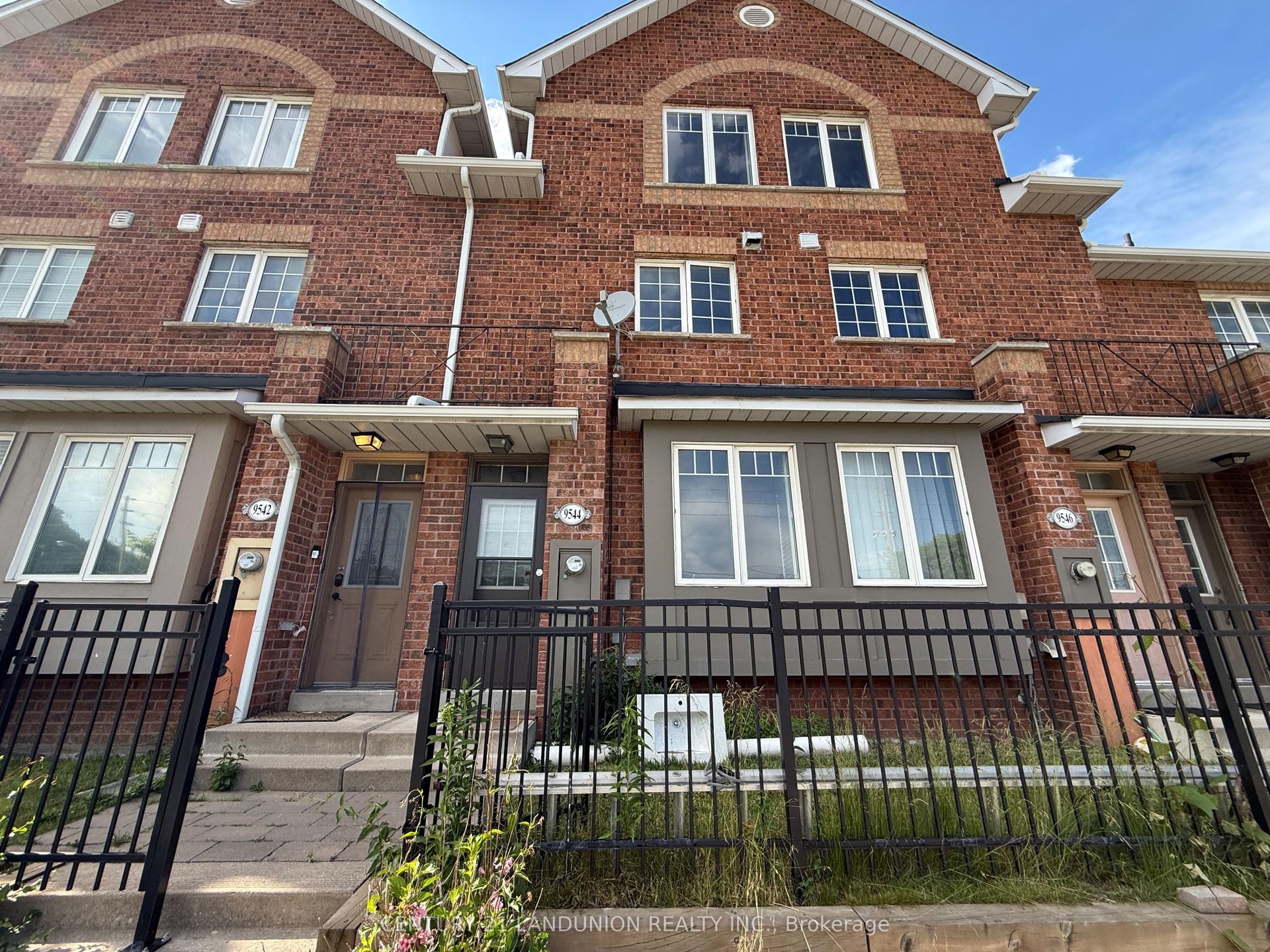 9544 Sheppard Avenue E — photo 1