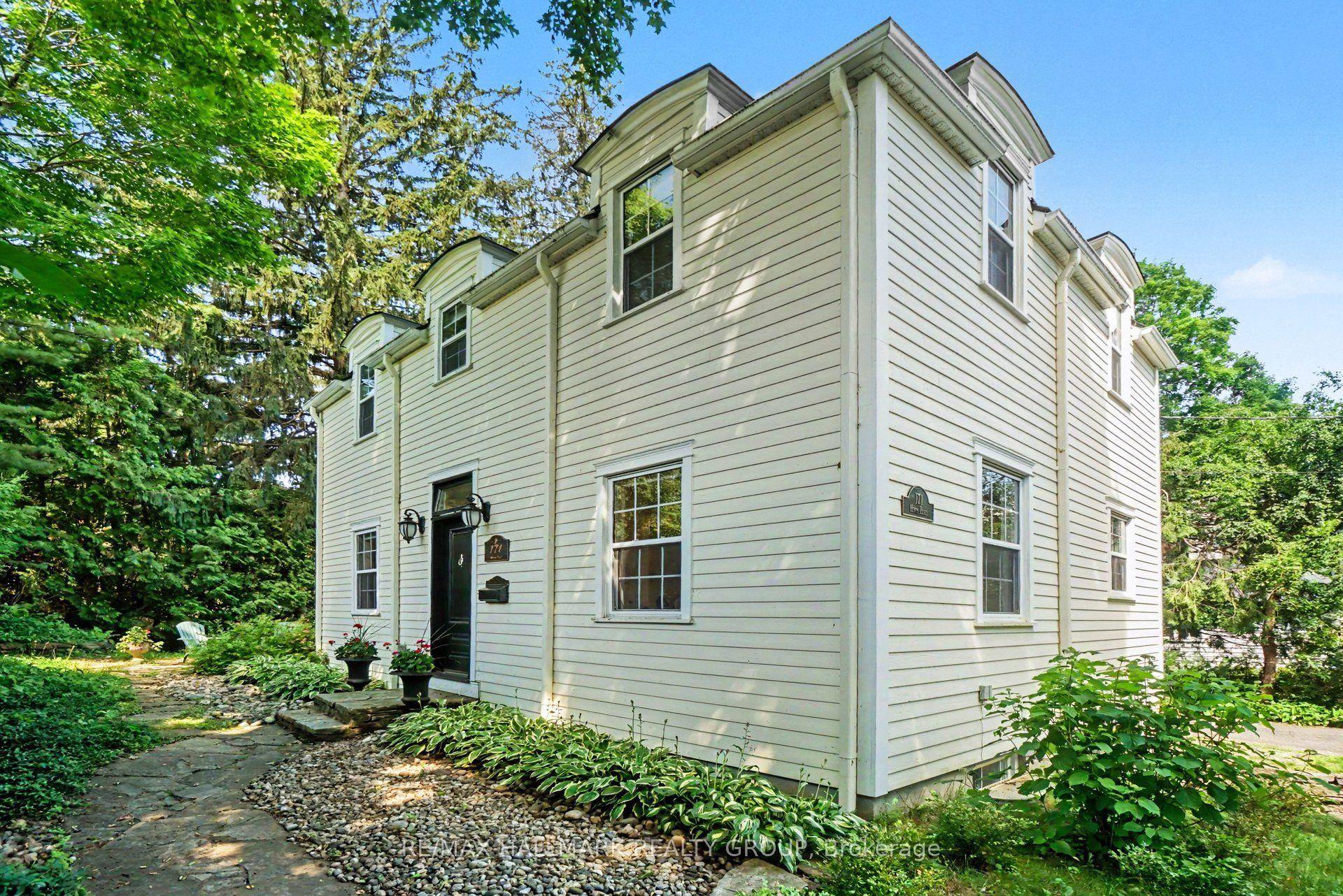 171 Minto Place — photo 1