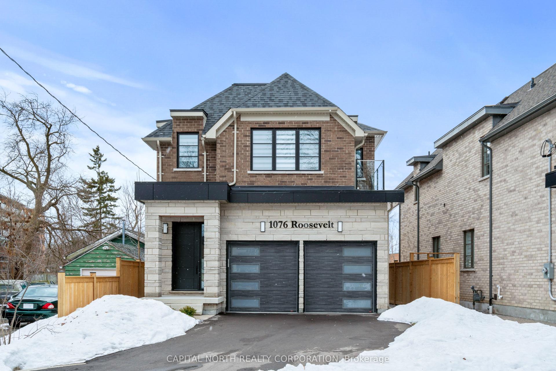 1076 Roosevelt Road, Mississauga — Detached for sale, photo 1