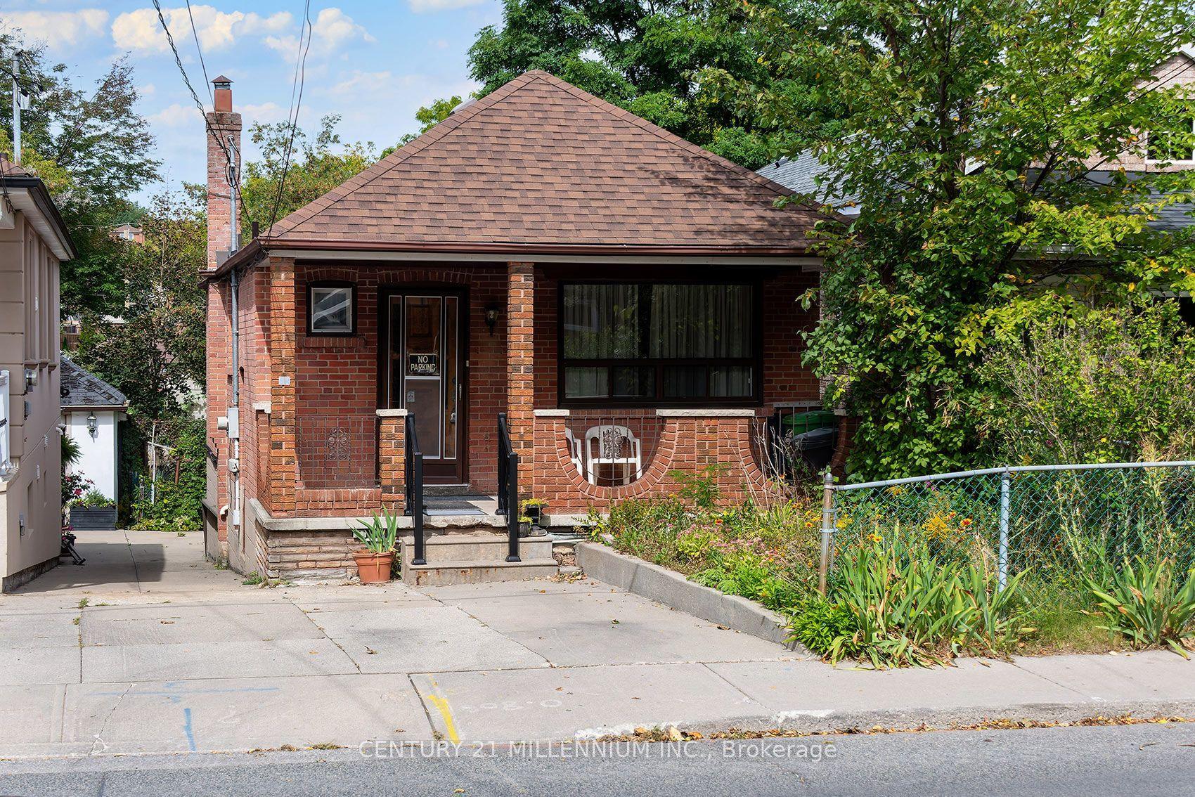 16 Rochdale Avenue, Toronto — Detached for sale, photo 1