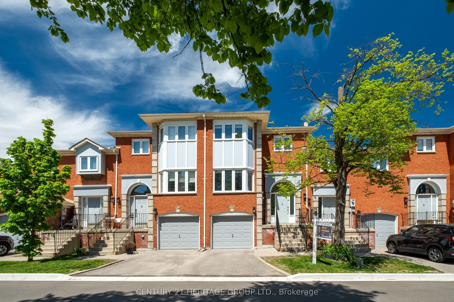 80 McCallum Drive 35 #35, Richmond Hill — Condo Town for sale, photo 1