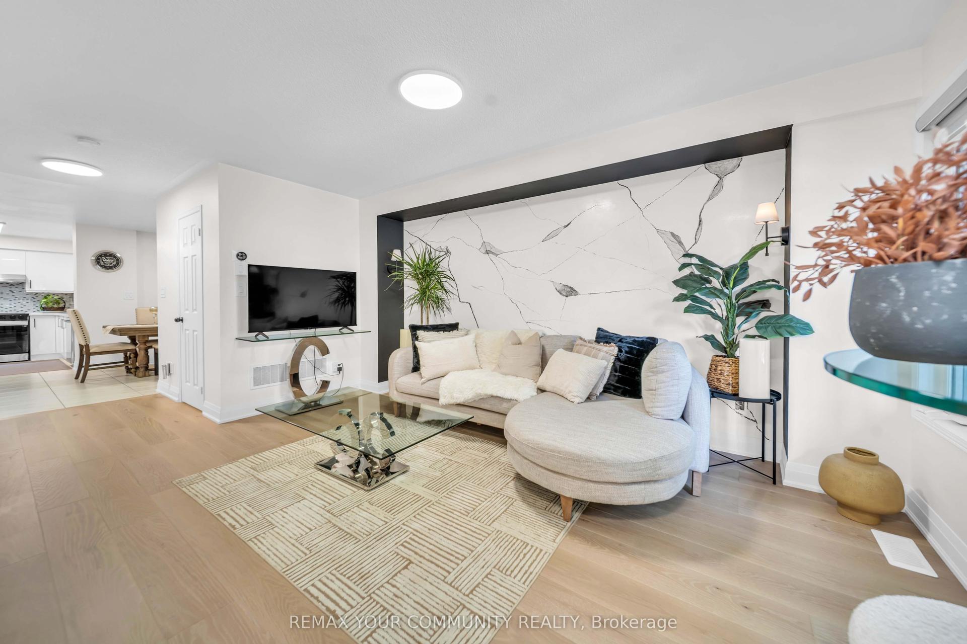 26 Ted Wray Circle, Toronto — Townhouse for sale, photo 1