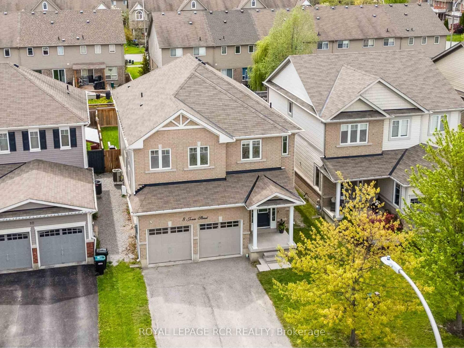 8 Jones Street — photo 1