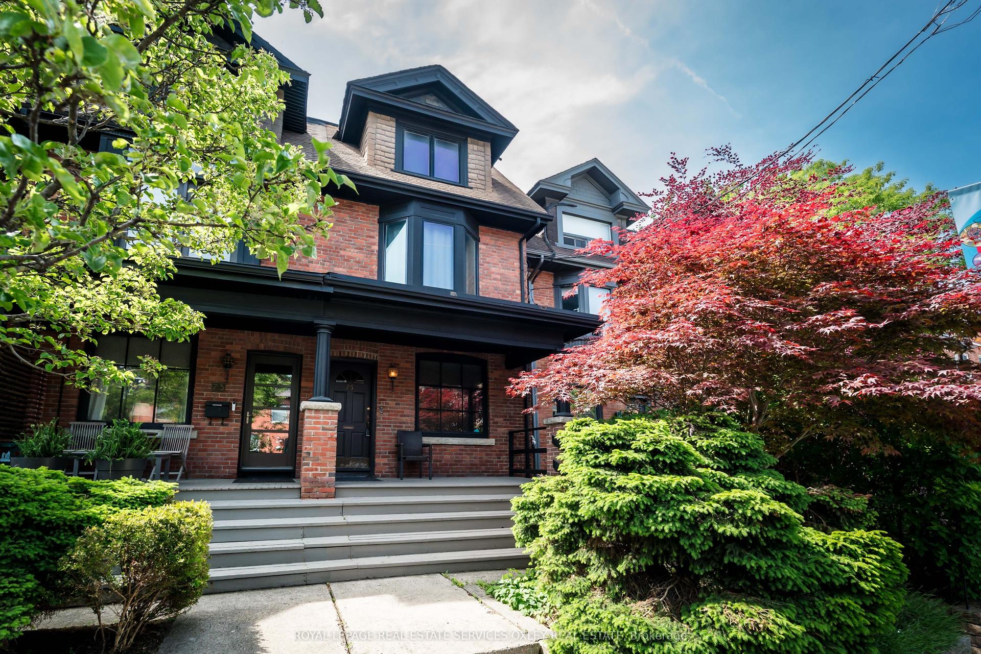 75 Dupont Street — photo 1
