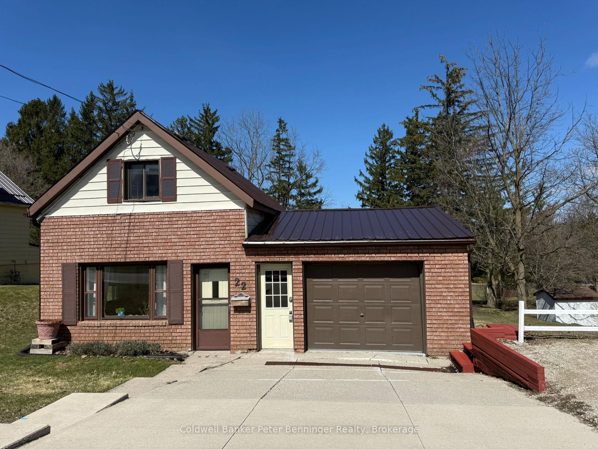 22 McGivern Street — photo 1