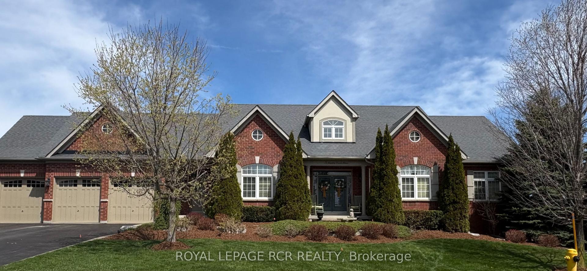 8 Masters Creek Boulevard — photo 1