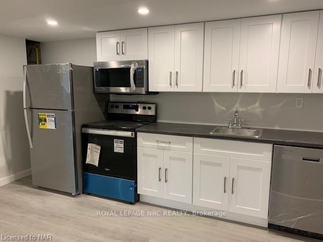 448 Grantham Avenue basement #basement, St. Catharines — Detached for lease, photo 1