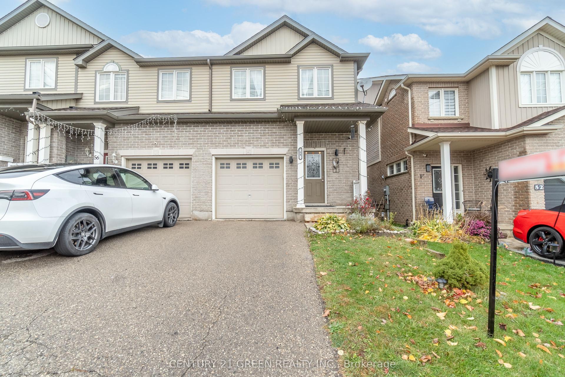 54 Rockcliffe Drive — photo 1