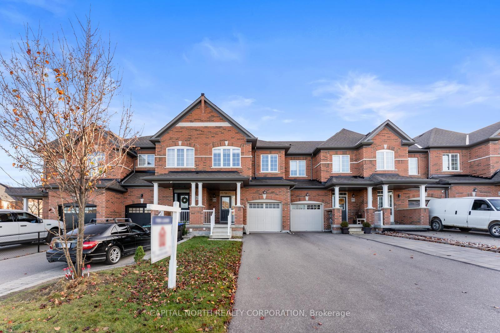 84 Fortis Crescent, Bradford West Gwillimbury — Townhouse for lease, photo 1