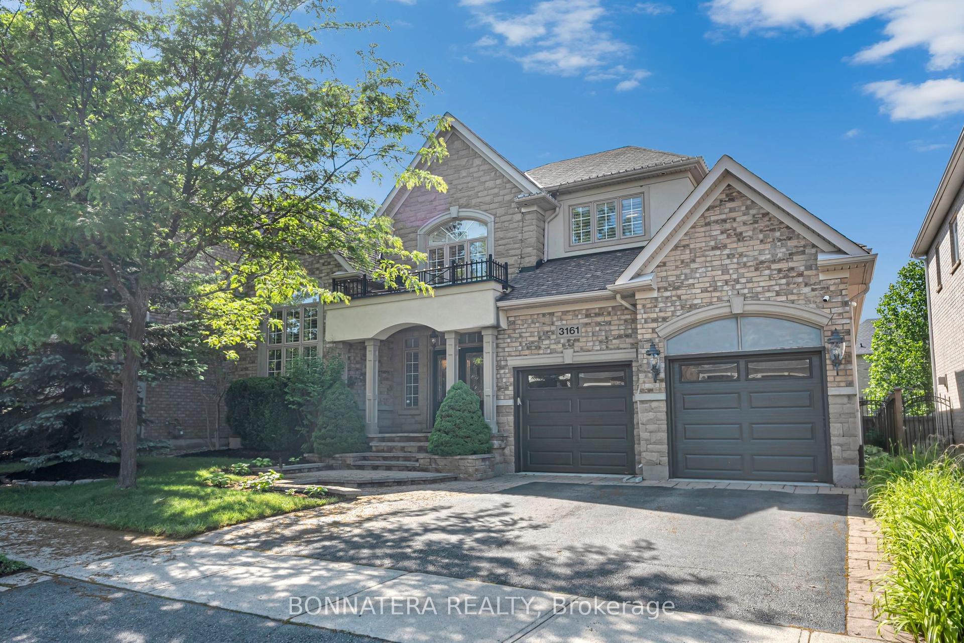3161 Saddleworth Crescent — photo 1