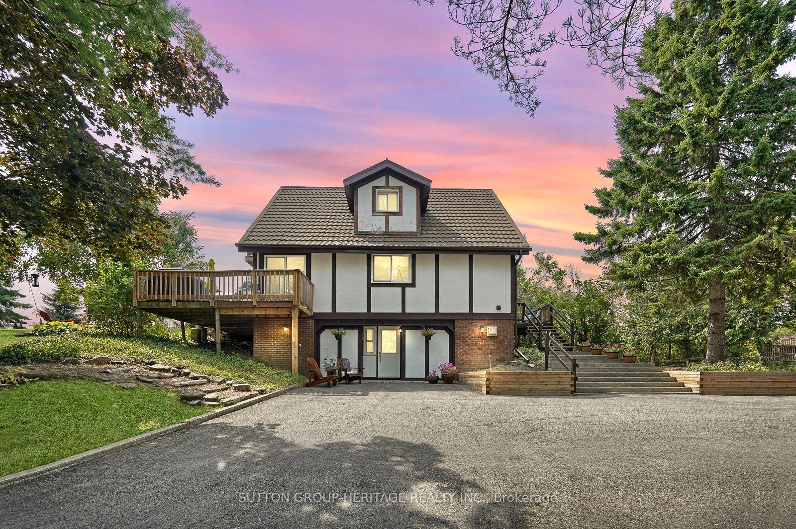 184 Pirates Glen Drive — photo 1