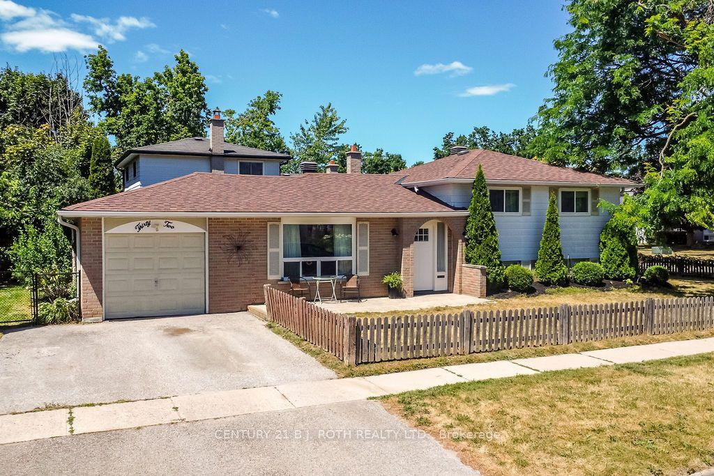 32 Lonsdale Place — photo 1