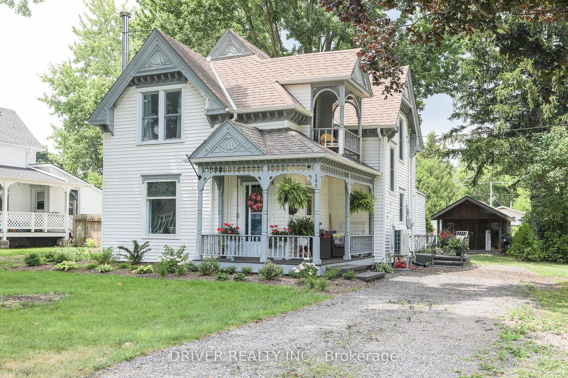 195 MAIN Street — photo 1