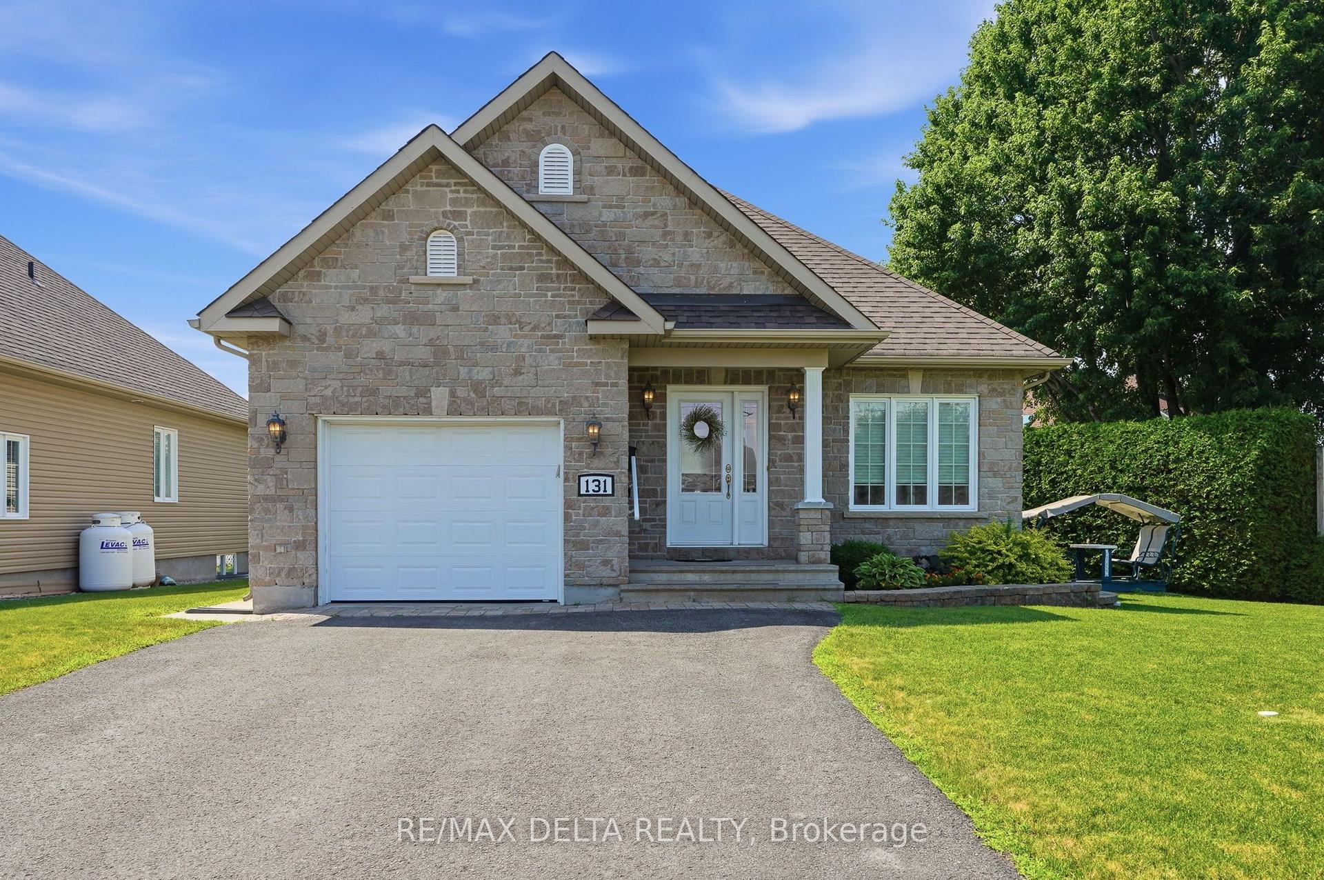 131 Caledonia Road, The Nation — Detached for sale, photo 1